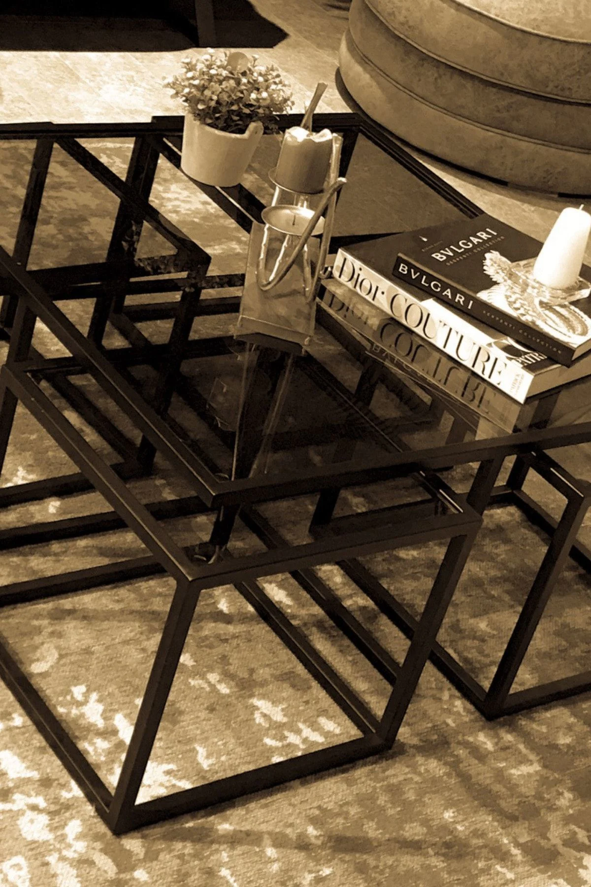 Kante Kante Siyah Fırın Boya 5'li Sehpa Seti