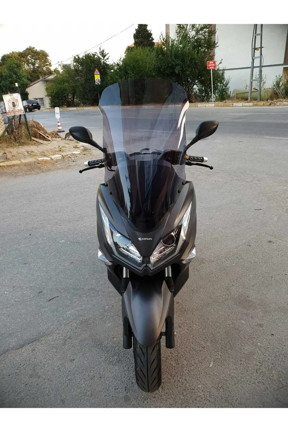 Kanuni Reha 250 Ön Cam 2022 2024 Model 72cm Açıkfüme Renkli 4mm U