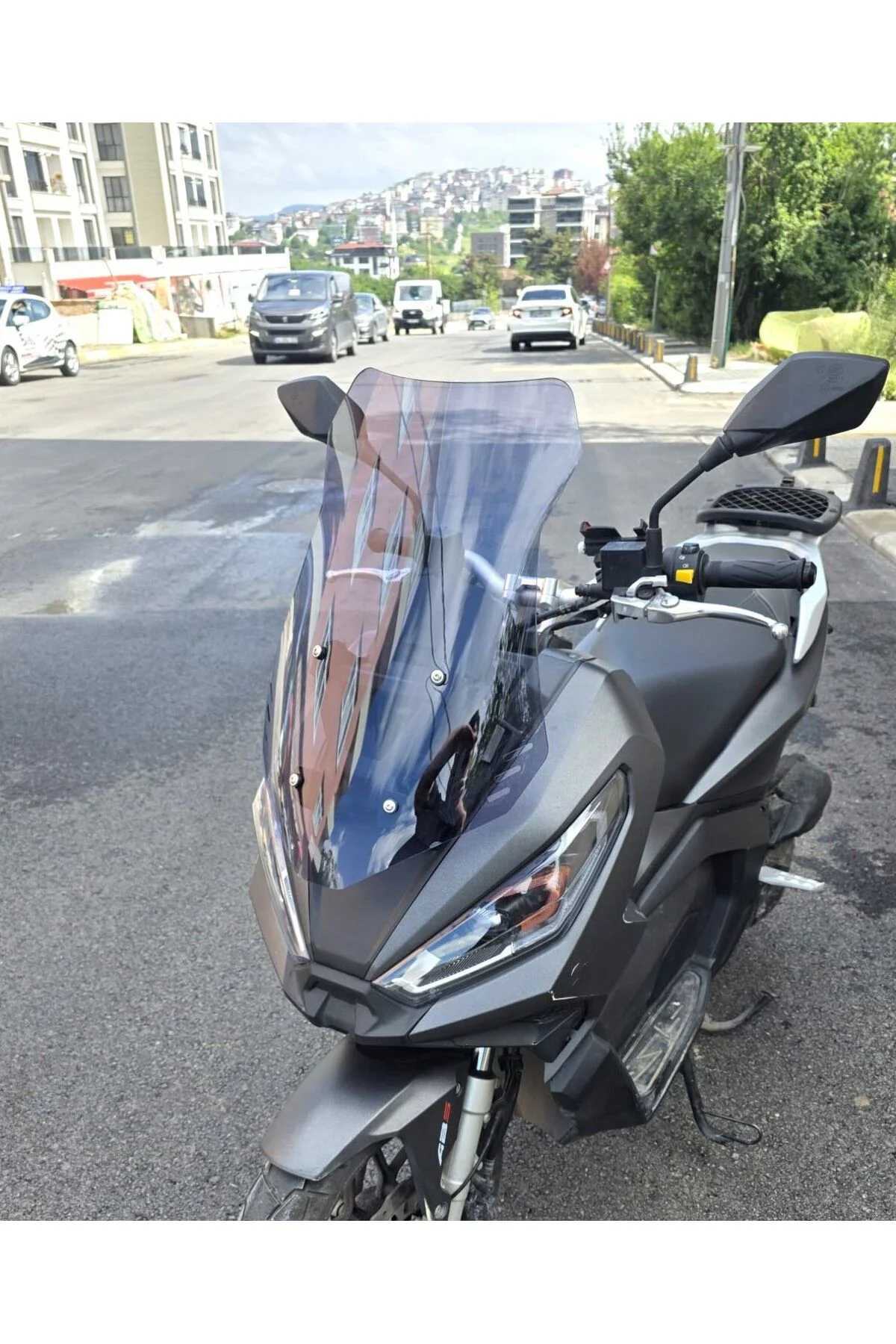 Kanuni Seha 150 Ön Cam 2022-2026 Model 55cm Füme Renkli 4mm KISA