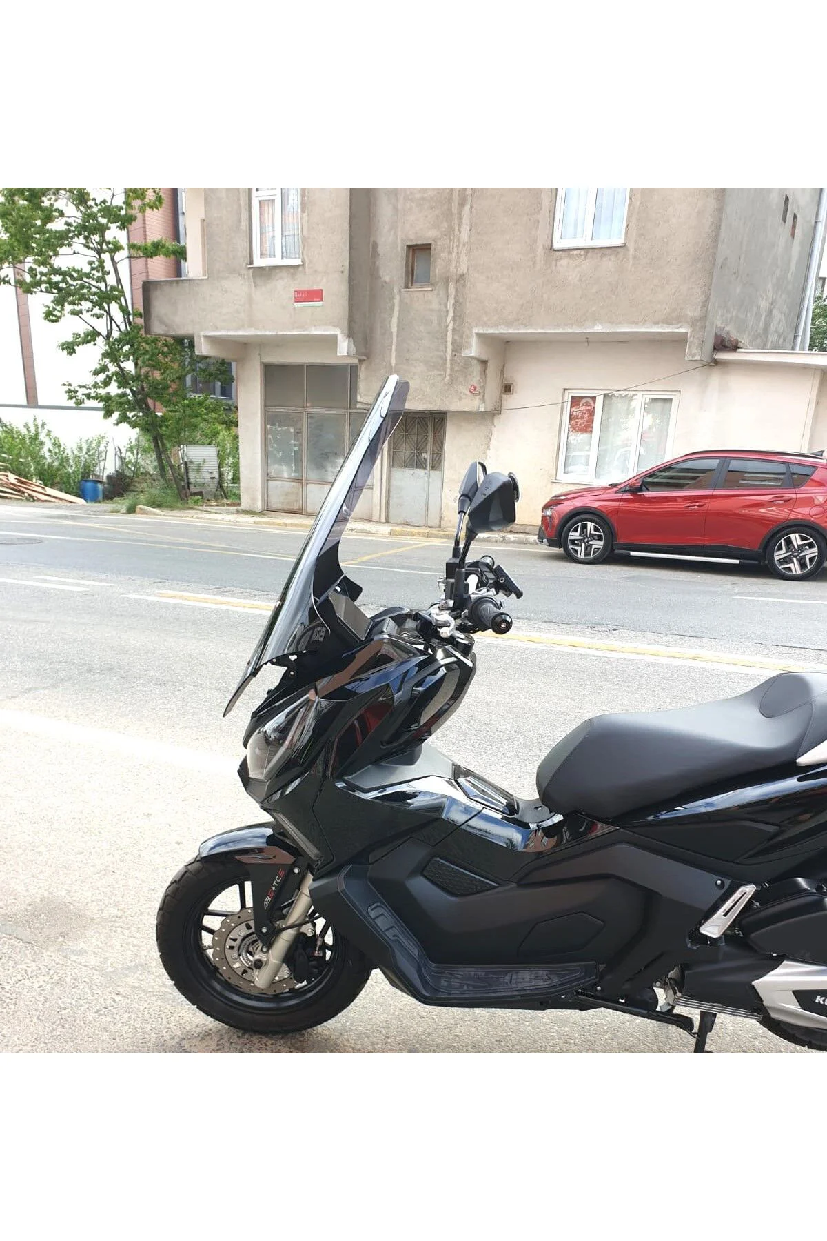 Kanuni Seha 250 Ön Cam 2022-2026 Model 78cm Füme Renkli 4mm UZUN