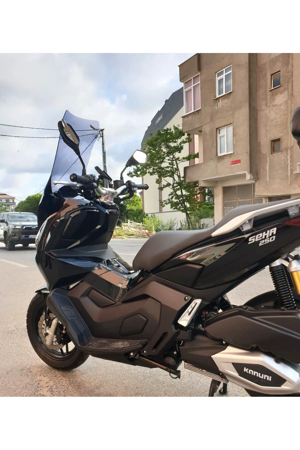 Kanuni Seha 250 Ön Cam 2022-2026 Model 78cm Füme Renkli 4mm UZUN
