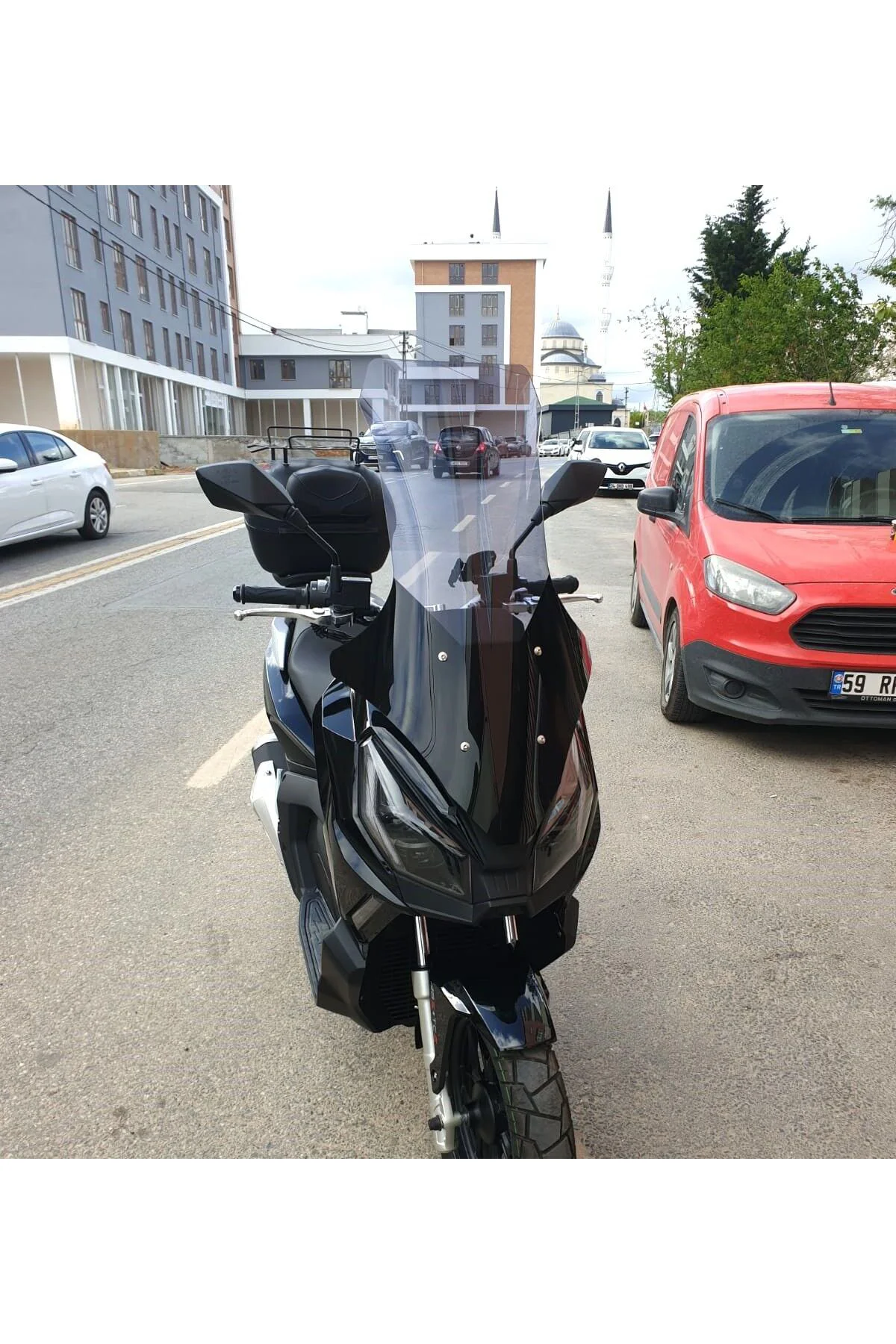 Kanuni Seha 250 Ön Cam 2022-2026 Model 78cm Füme Renkli 4mm UZUN