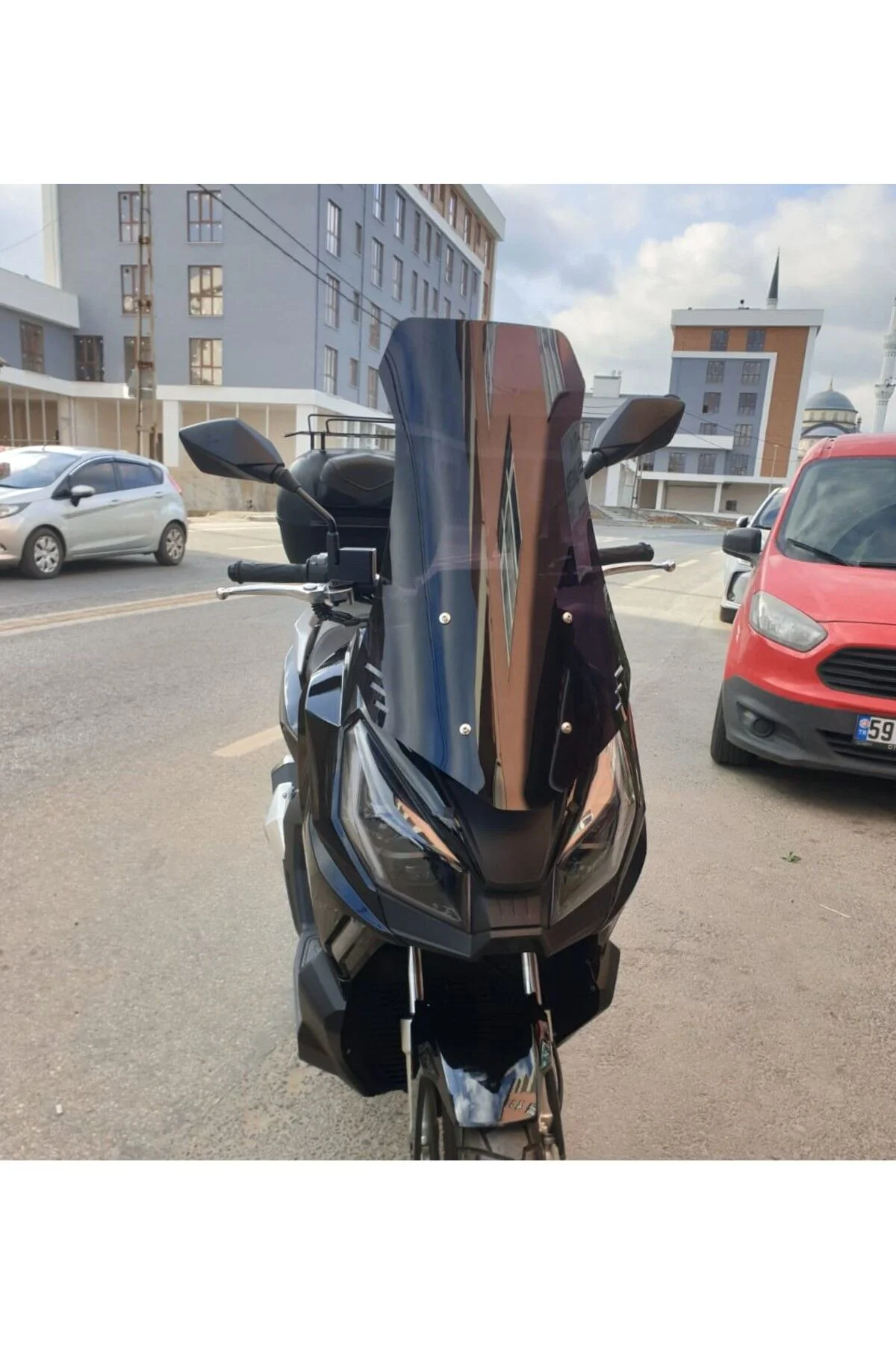 Kanuni Seha 250 Ön Cam 2022-2026 Model 75cm Siyah Renkli 4mm UZUN