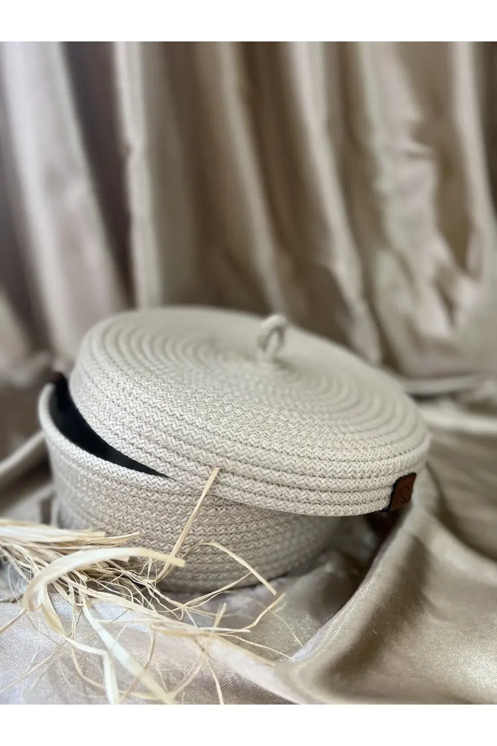 Kapaklı Hasır Sepet-Çok Amaçlı- Organizer - Kutu, 20 cm bej renk