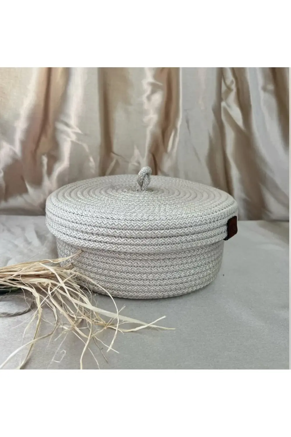 Kapaklı Hasır Sepet-Çok Amaçlı- Organizer - Kutu, 20 cm bej renk