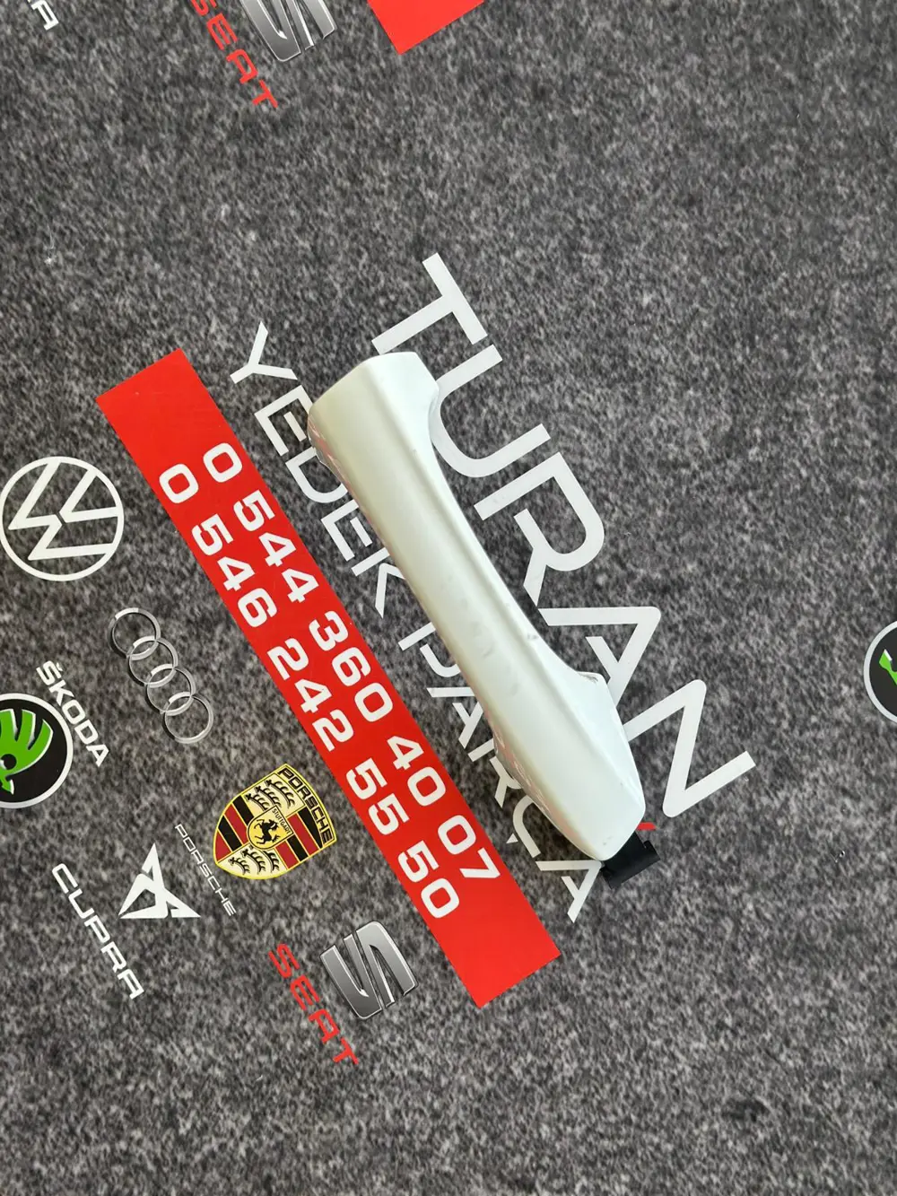 Kapı Kolu Sol Ön (VW Orjinal)(5G0837205P, 5G0839167A, 5G0837087B)