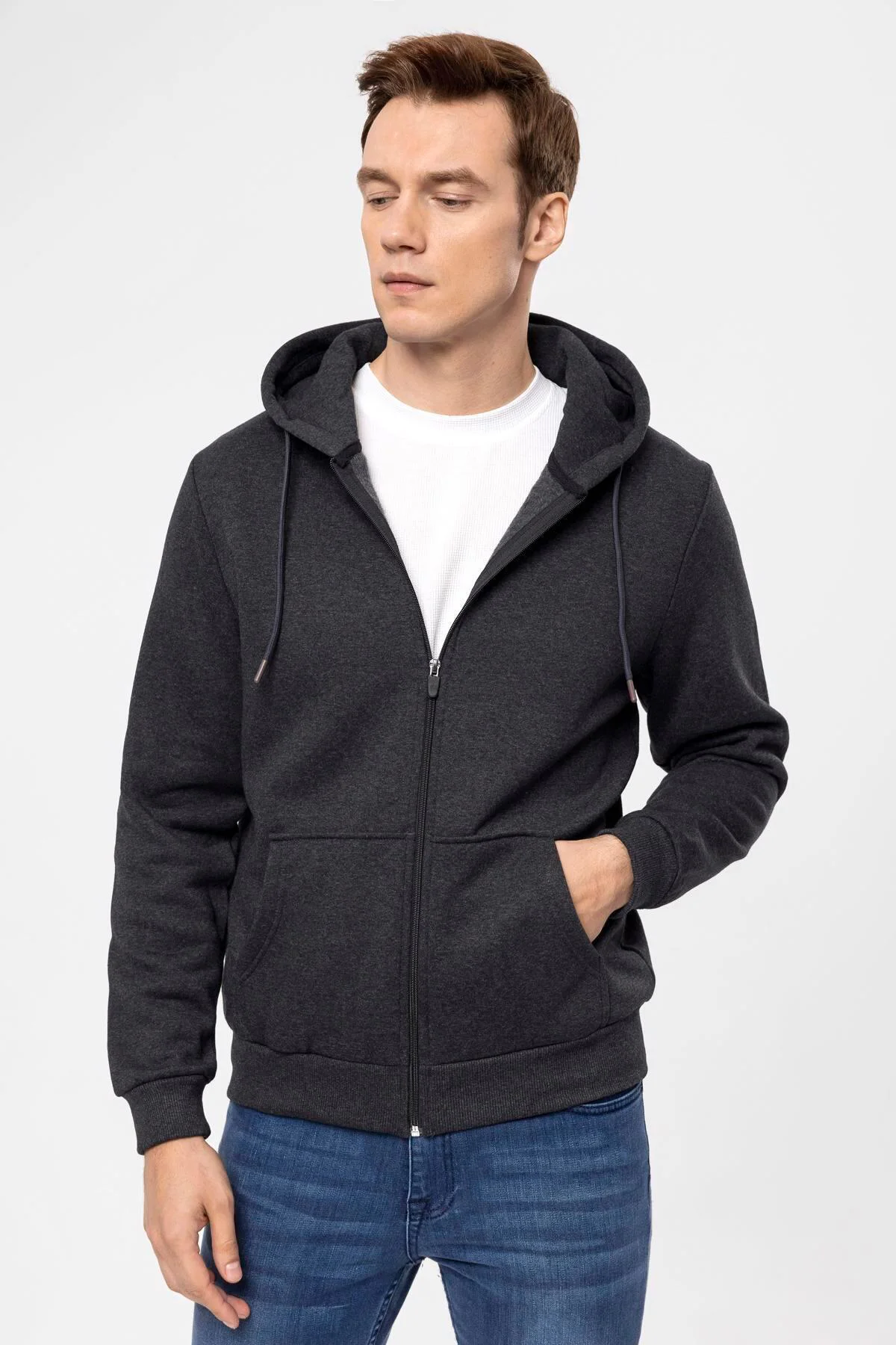 Kapişonlu Yaka Regular Kalıp Düz Sweatshirt Kapişonlu Yaka Regular Kalıp Düz Sweatshirt