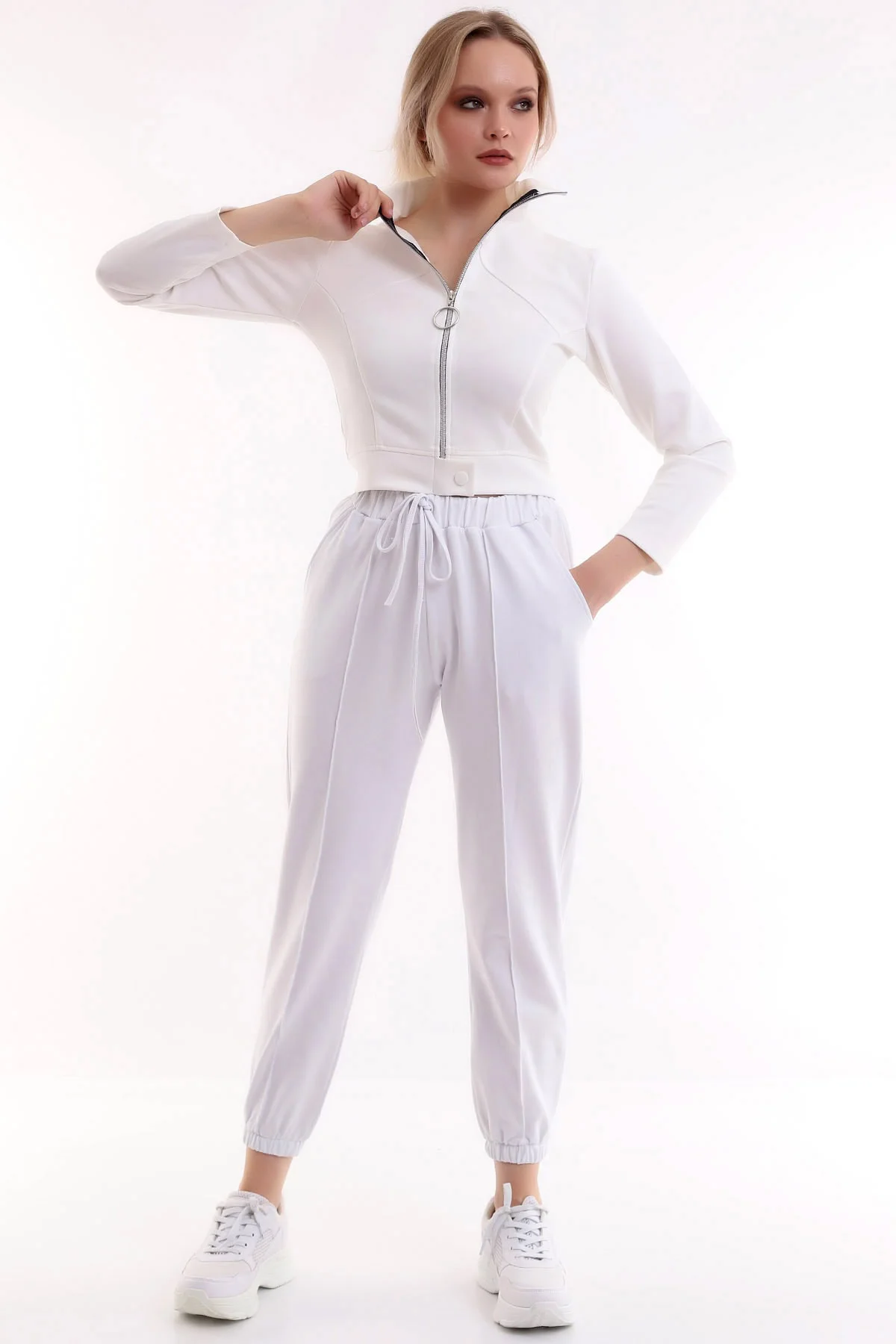 Kapitone Fermuarlı Uzun Kol Top Bel Lastikli Cepli Eşofman Takım