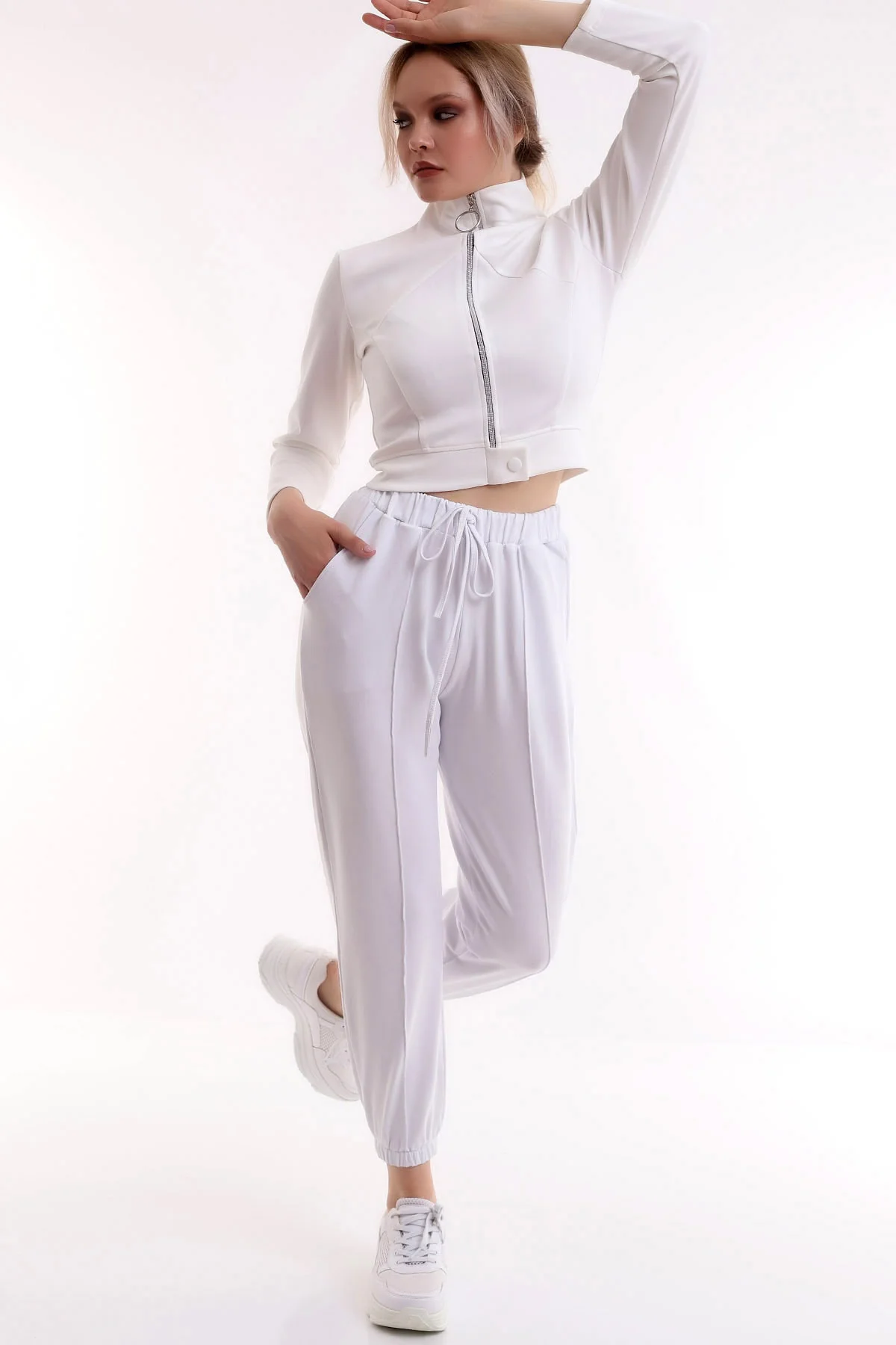 Kapitone Fermuarlı Uzun Kol Top Bel Lastikli Cepli Eşofman Takım