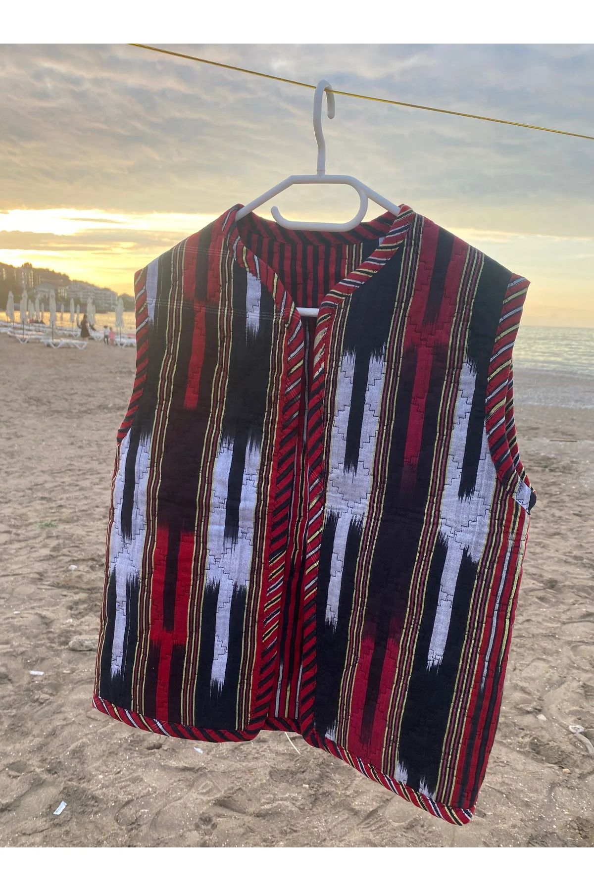 Kapitone Yelek - Karadeniz Peştemal Desenli Yöresel Tasarım -Unisex - Çift Taraflı