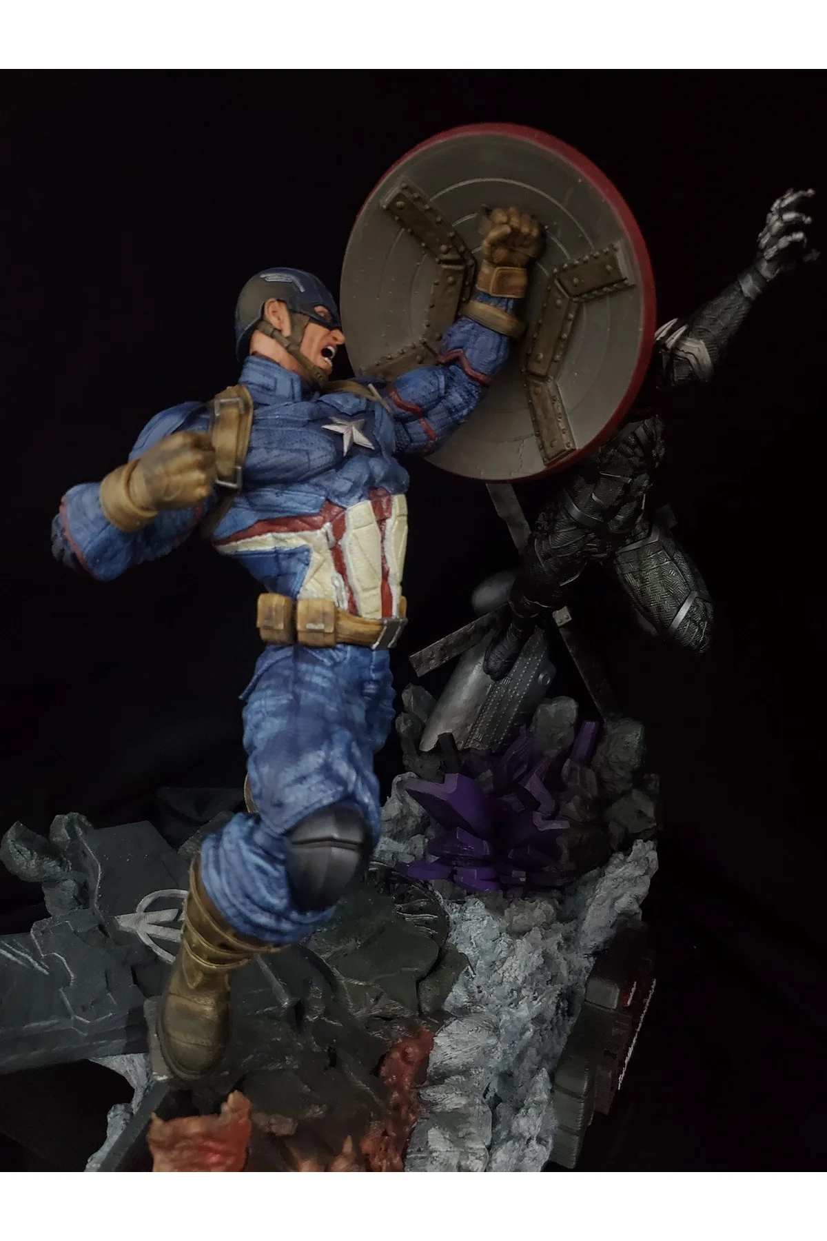 Kaptan Amerika vs Black Panter Obje Black Panther vs Captain America Figür Büyük Boy