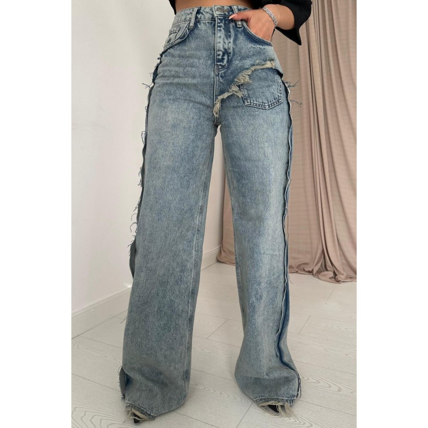 Kar Yıkama Yan Yırtmaçlı Jeans Pantolon Kar Yıkama Yan Yırtmaçlı Jeans Pantolon