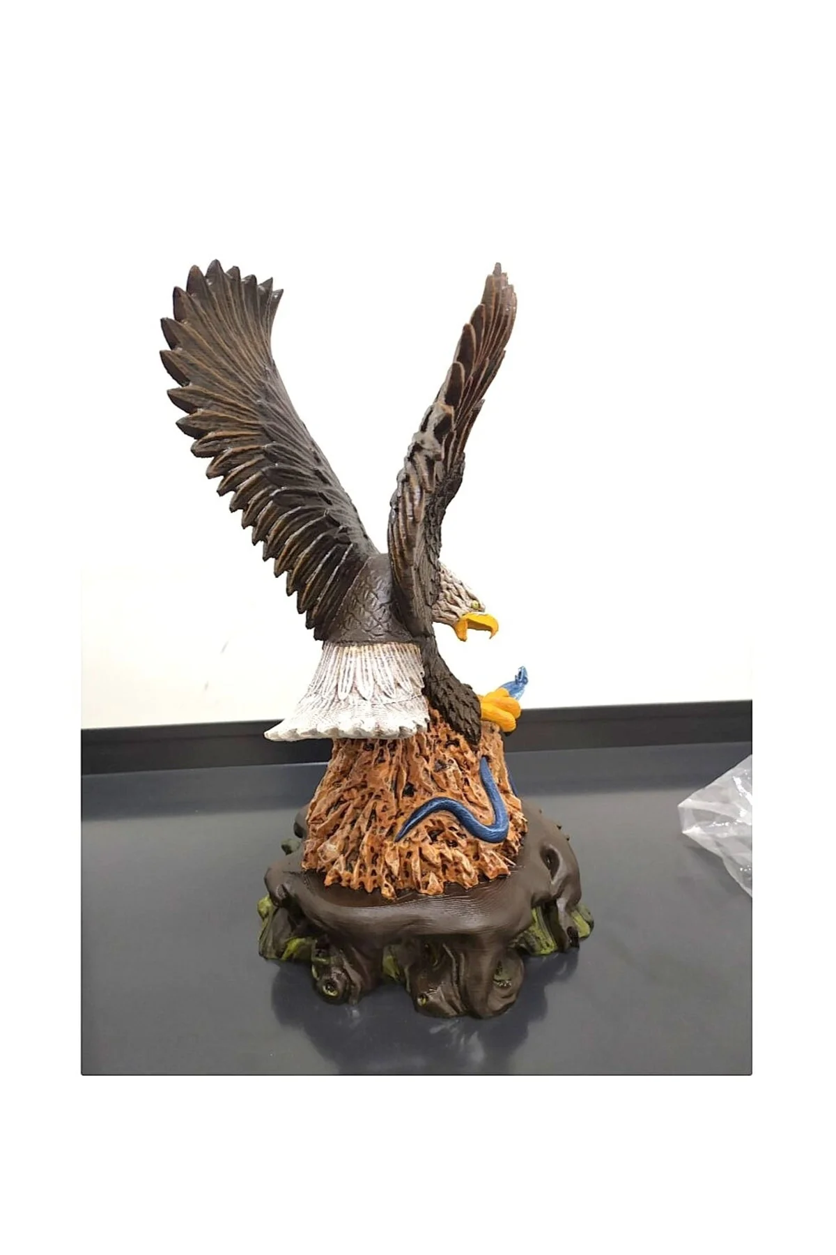 Kara Kel Kartal Kobra Avı Boyalı Figür 20 Cm (büyük Boy)
