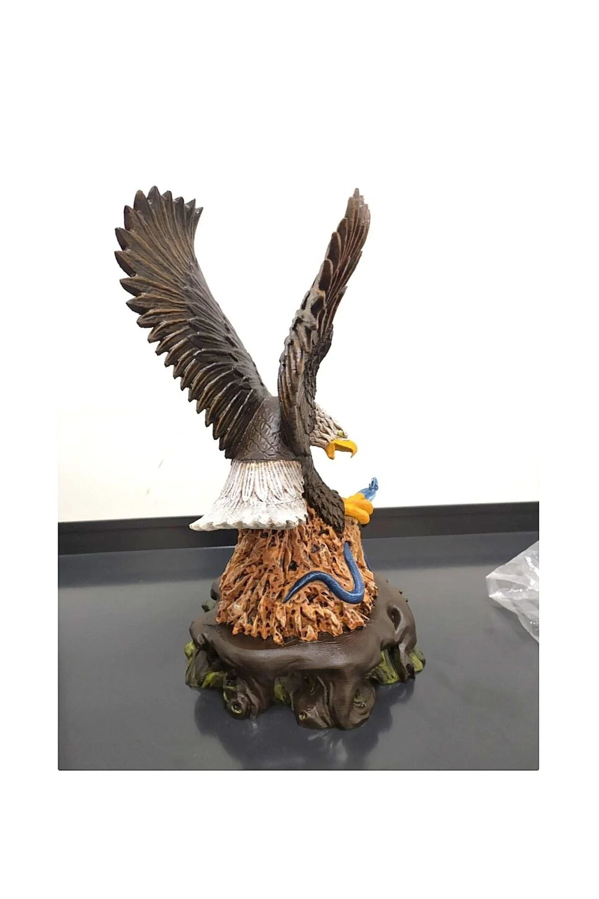 Kara Kel Kartal Kobra Avı Boyalı Figür 20 Cm (büyük Boy)