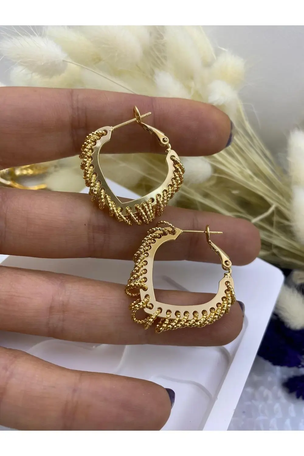 KARARMAZ İTHAL ÇELİK HAREKETLİ HALKA KÜPE