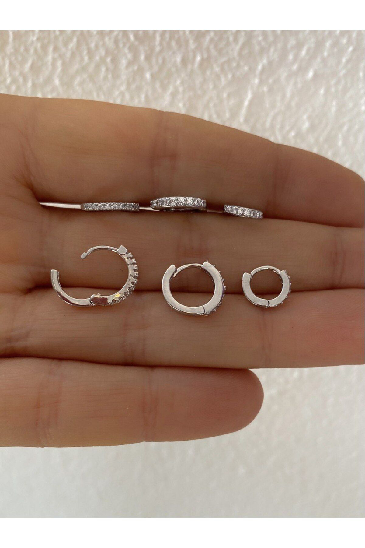 KARARMAZ ZİRKON TAŞLI HALKA TRAGUS HELİX CONCH LOBE ROOK UYUMLU 1