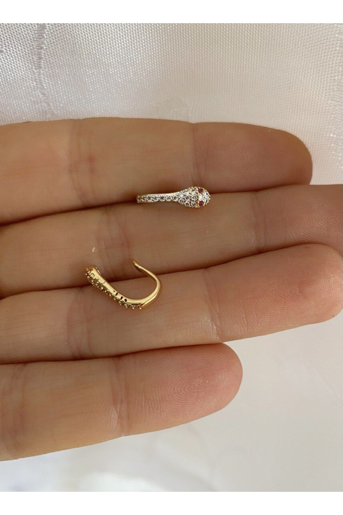 Arescollection Kararmaz Zirkon Taşlı Yılan Earcuff Sıkıştırmalı Kıkırdak Conch O