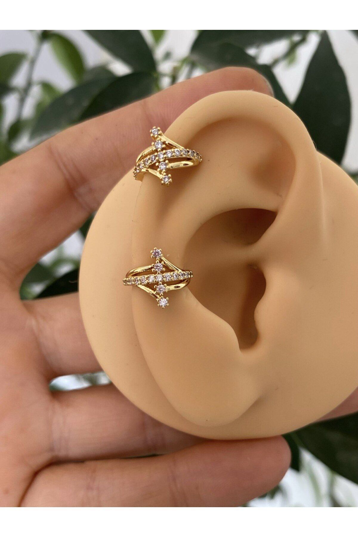 Arescollection Kararmaz Zirkon Taşli Earcuff Sıkıştırmalı Kıkırdak Conch Orbital