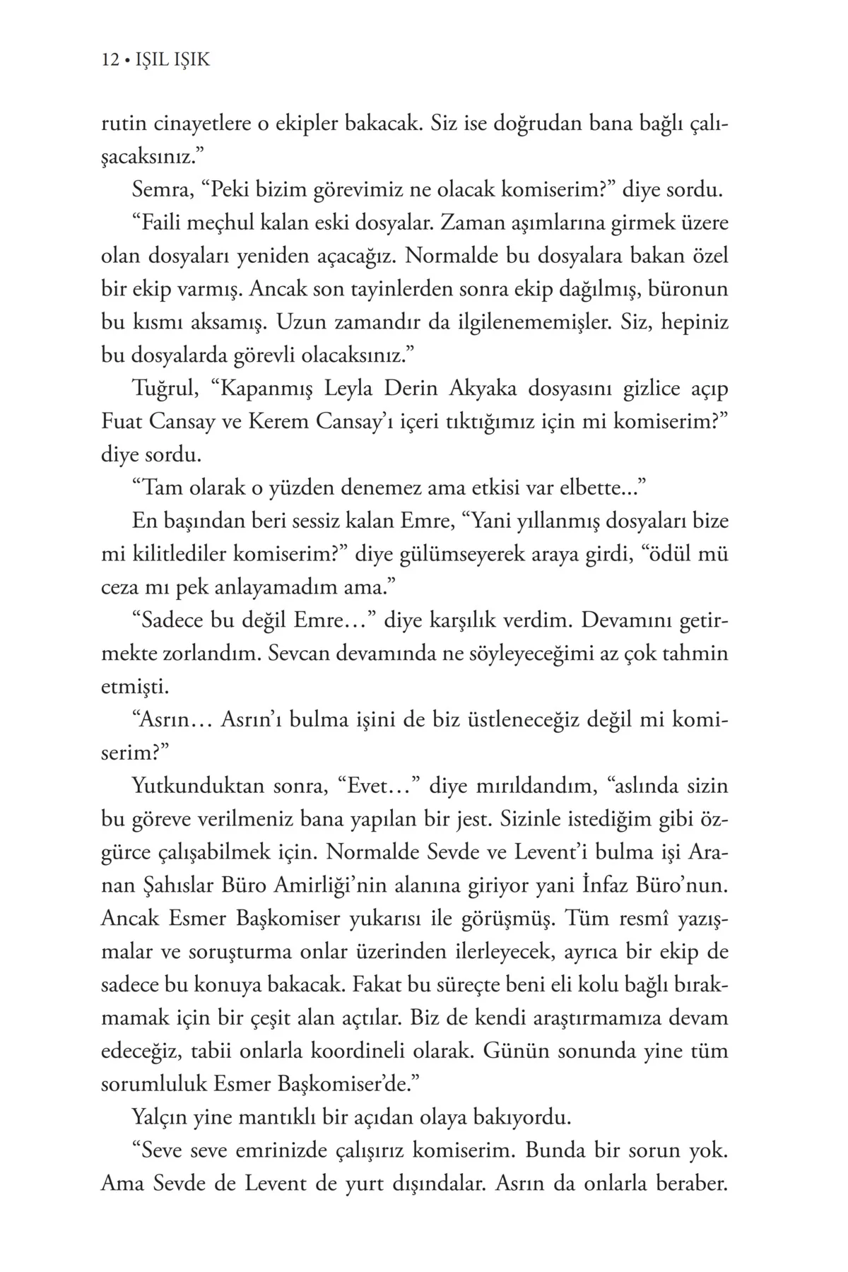 Kardan Adamın Külleri - Ayaz (Karton kapak) Kardan Adamın Külleri - Ayaz (Karton kapak)