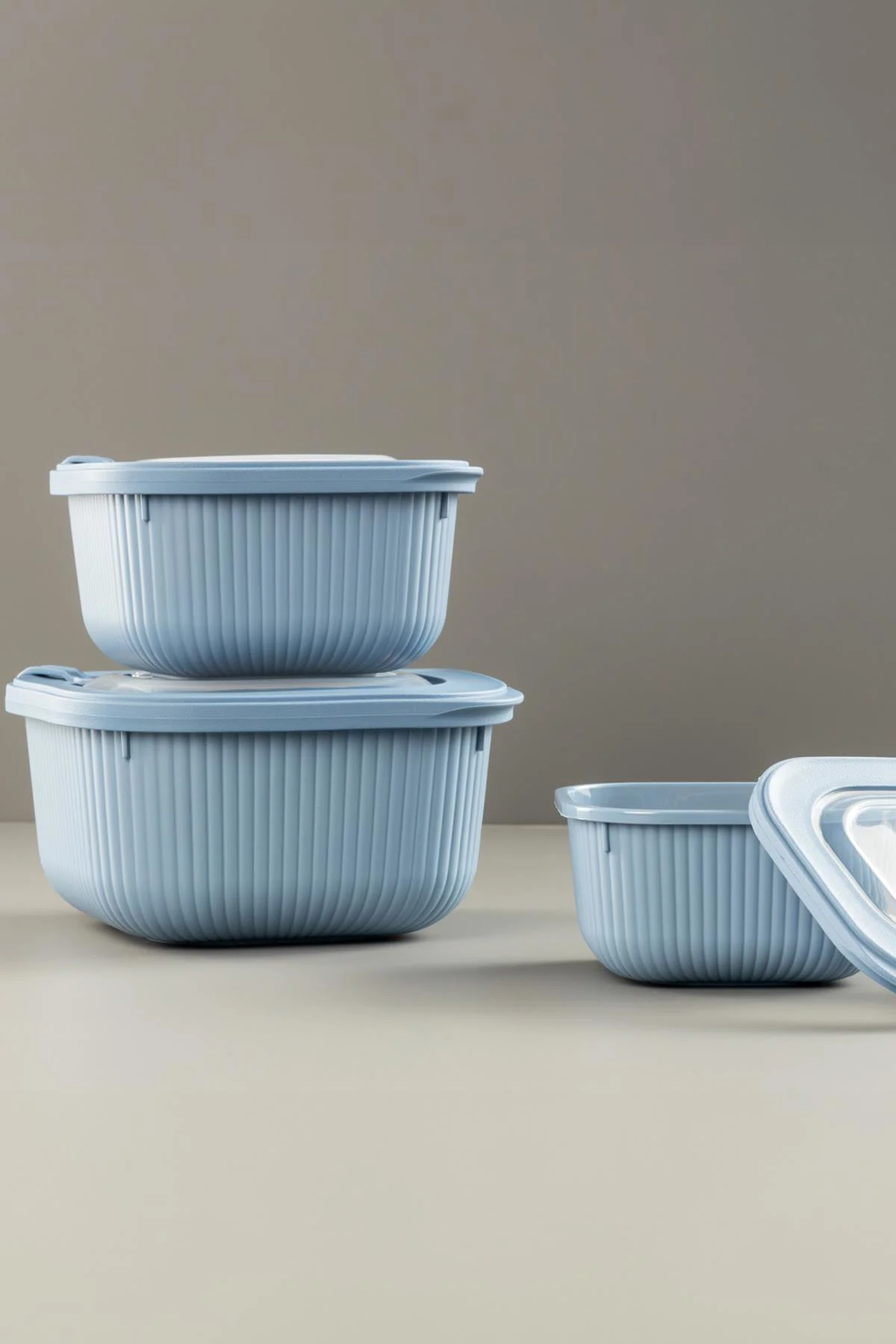 Kare 3 Parça Vakumlu Sızdırmaz Hava Almaz Saklama Kabı Seti Mavi (1800/1100/600 Ml) Kare 3 Parça Vakumlu Sızdırmaz Hava Almaz Saklama Kabı Seti Mavi (1800/1100/600 Ml)