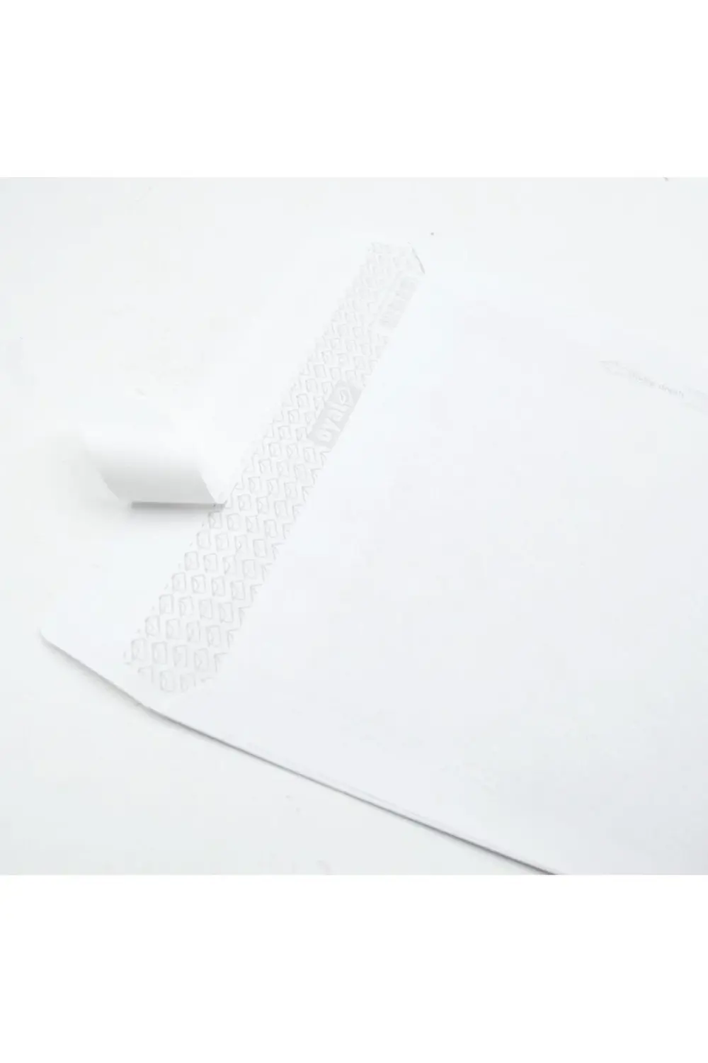 Kare Beyaz Mektup Zarfı(Gloria) 114x162 mm 70 Gr Silikonlu 500 lü