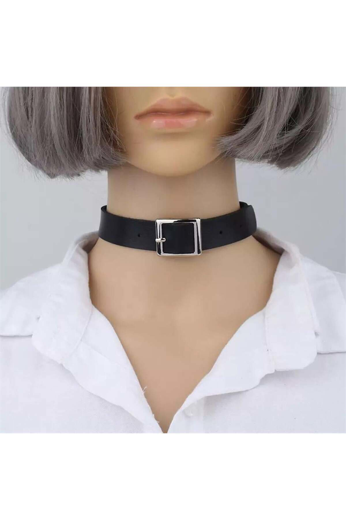 Kare Tokalı Siyah Deri Tasma