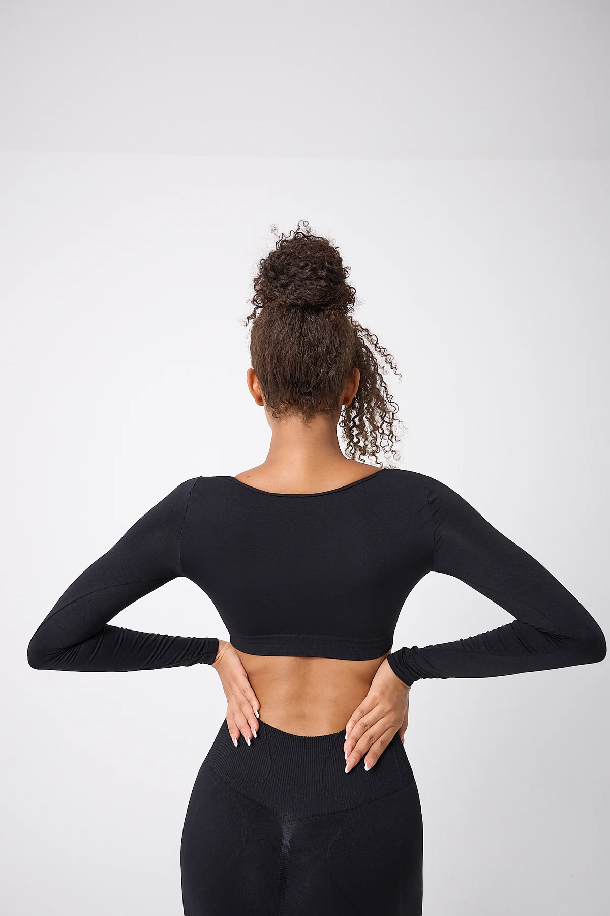 kare yaka uzun kollu crop top