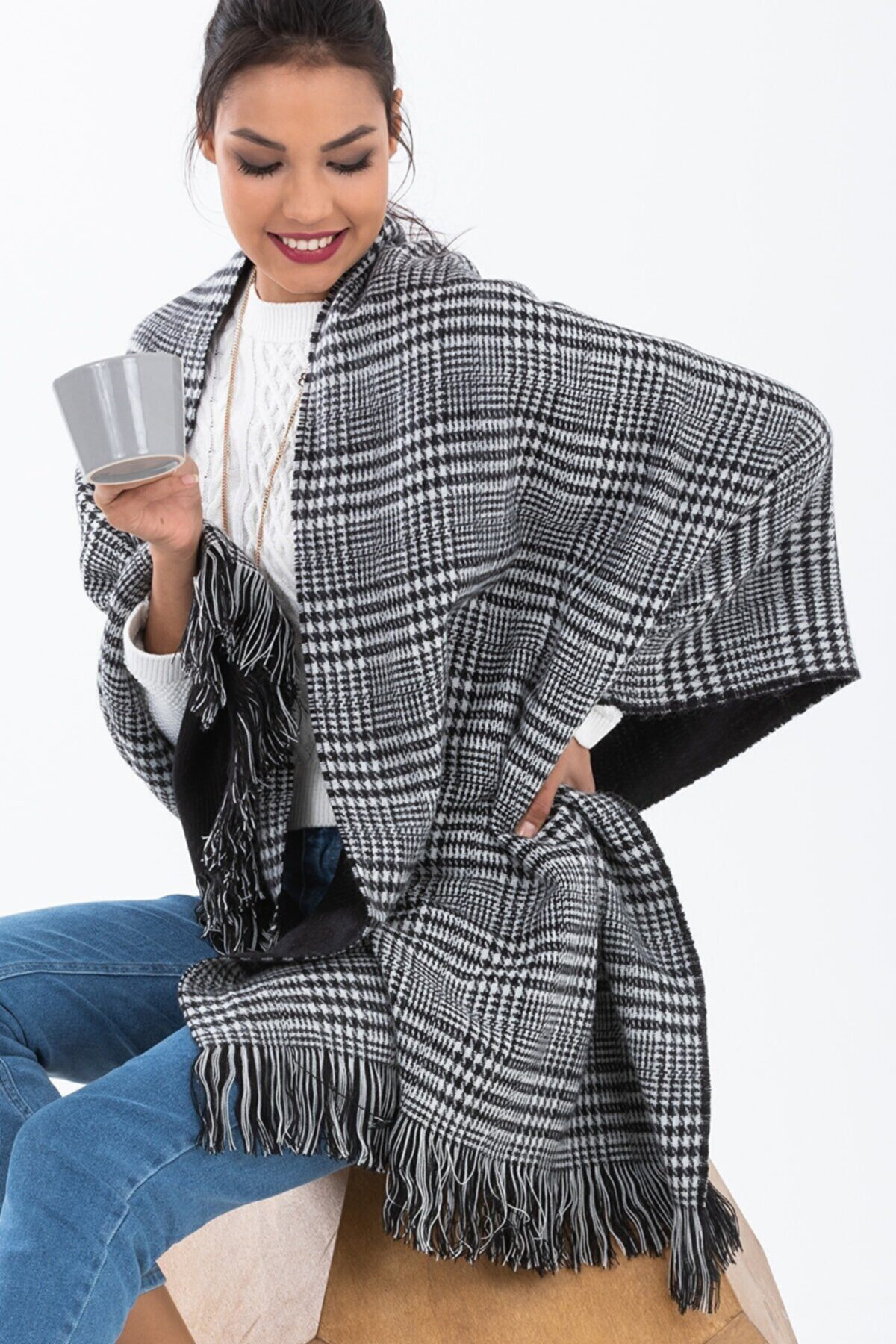 Kareli Çift Taraflı Omuz Şalı