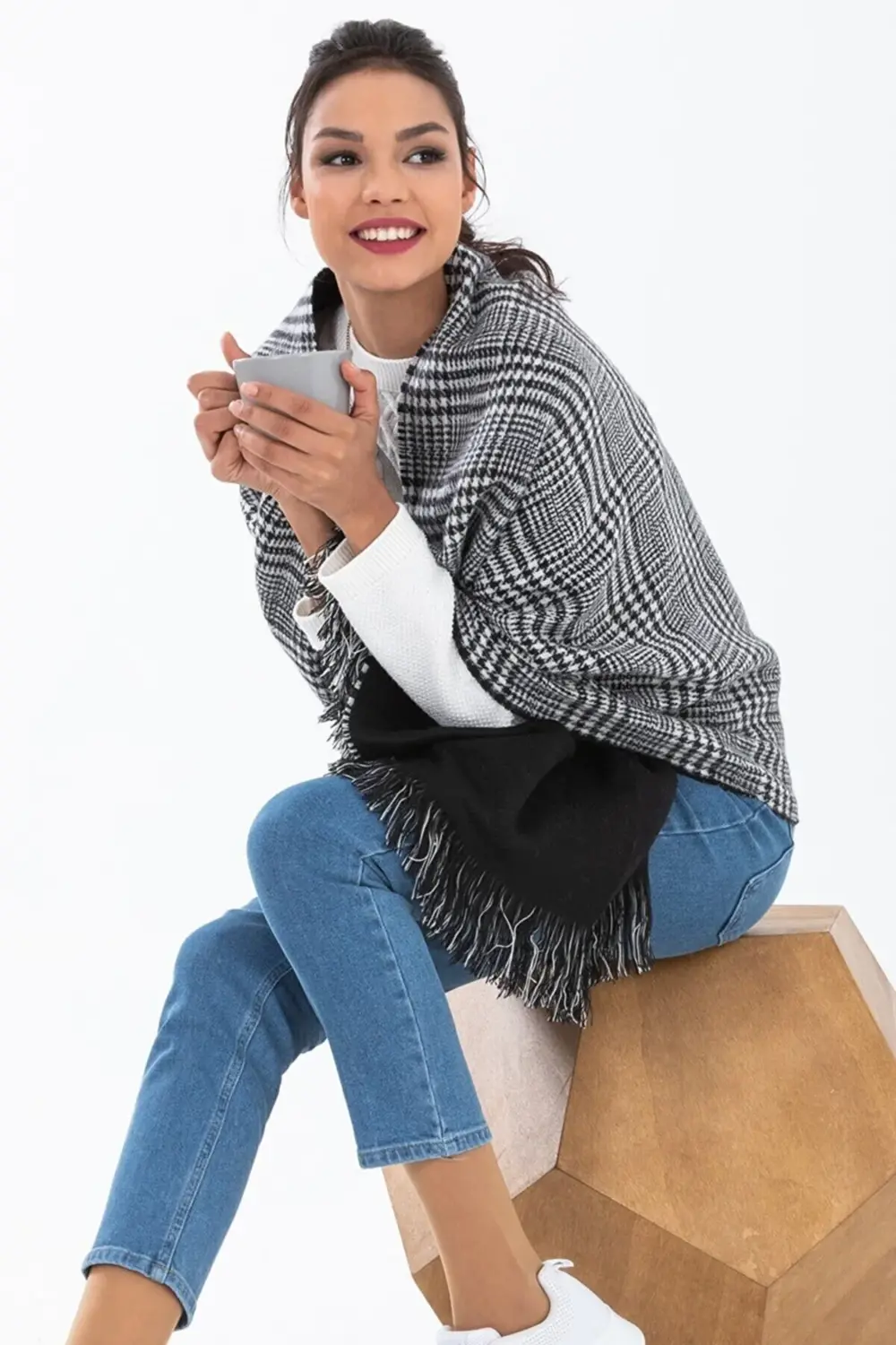 Kareli Çift Taraflı Omuz Şalı