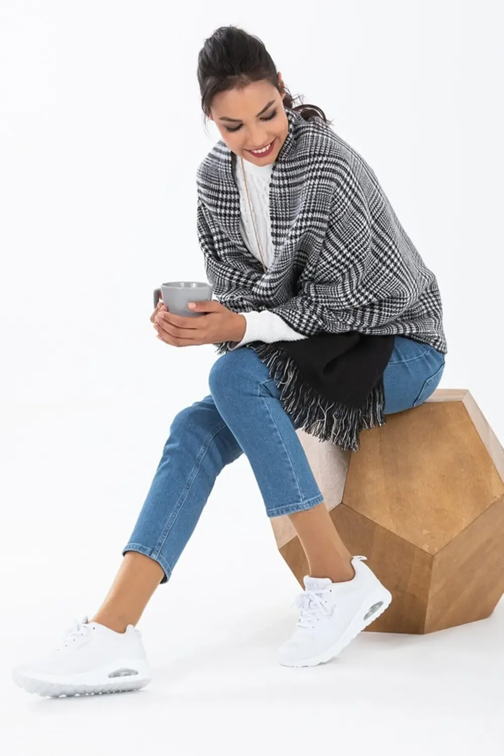 Kareli Çift Taraflı Omuz Şalı