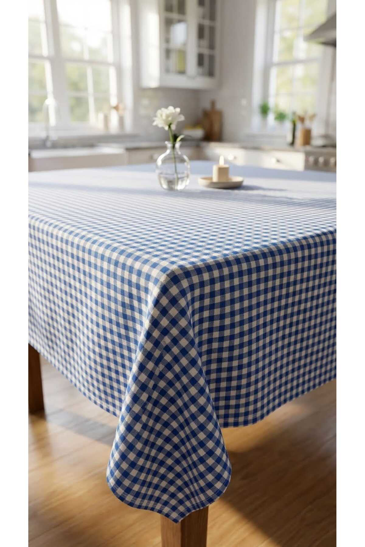 Kareli masa örtüsü Kareli masa örtüsü