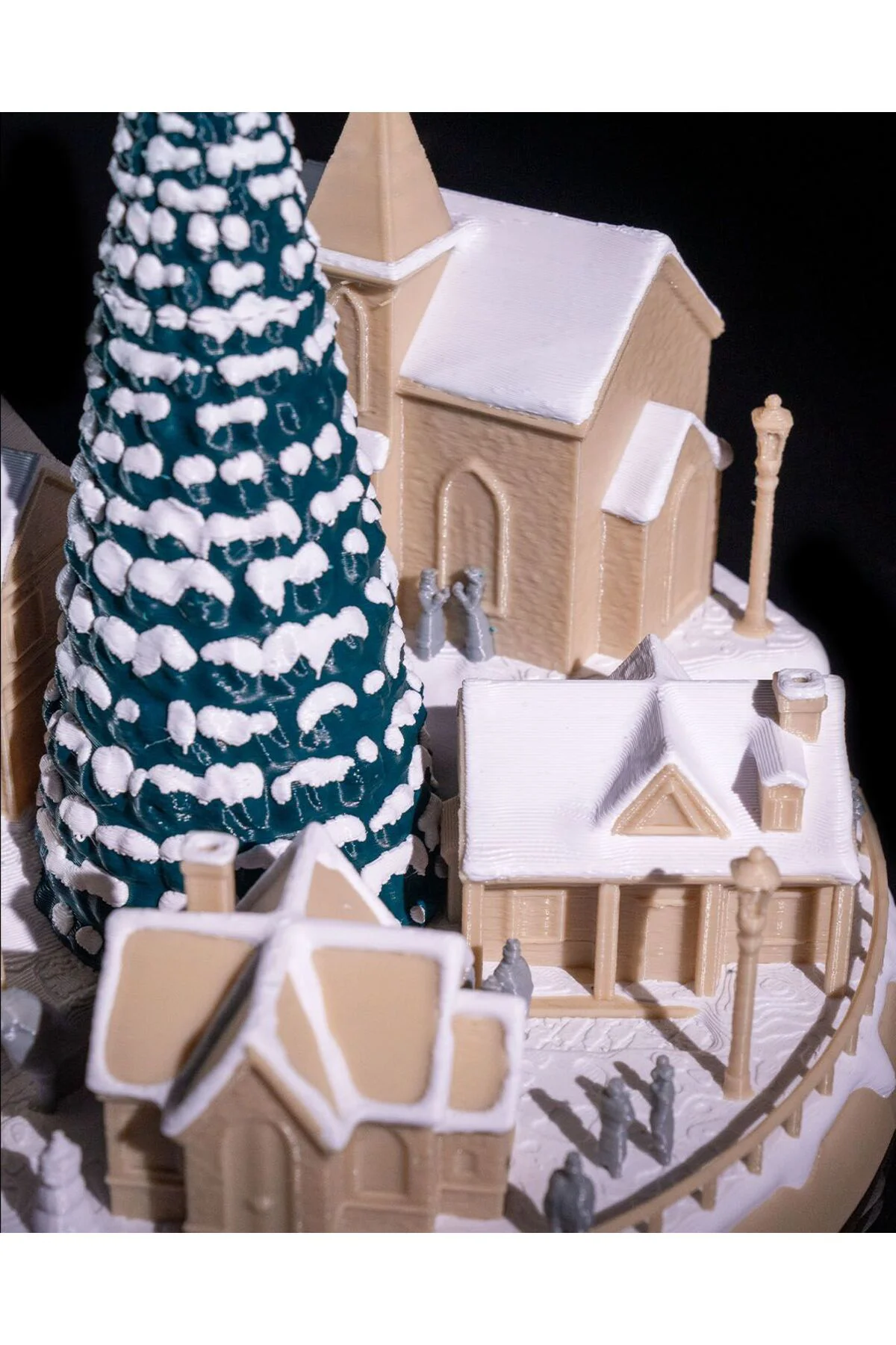 Karlı Noel Evi Obje Çam Ağaclı Yılbaşı Köyü Obje Büyük Boy 20CM