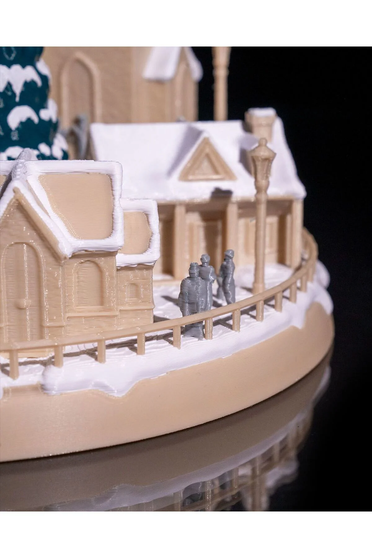 Karlı Noel Evi Obje Çam Ağaclı Yılbaşı Köyü Obje Büyük Boy 20CM