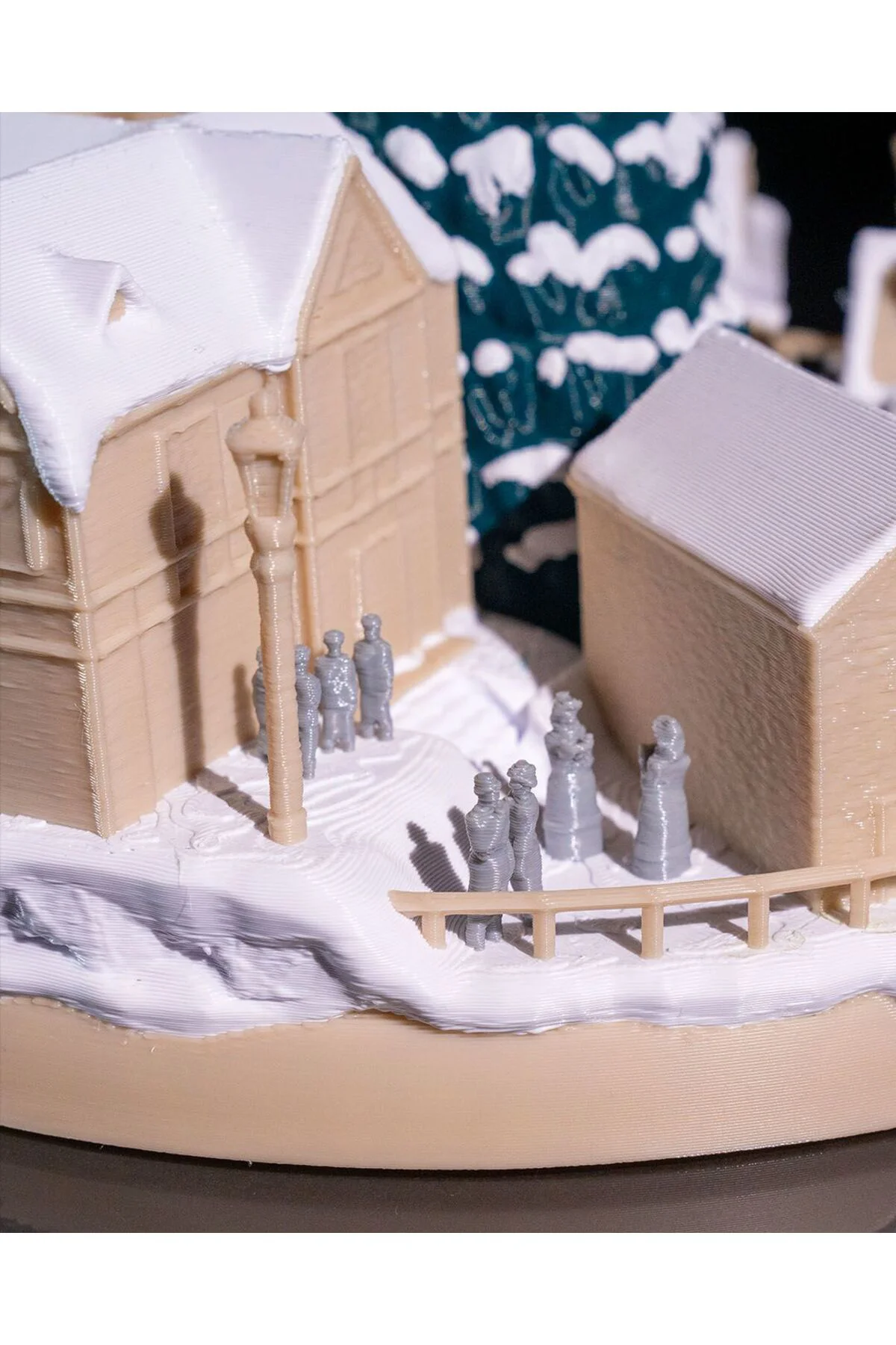 Karlı Noel Evi Obje Çam Ağaclı Yılbaşı Köyü Obje Büyük Boy 20CM