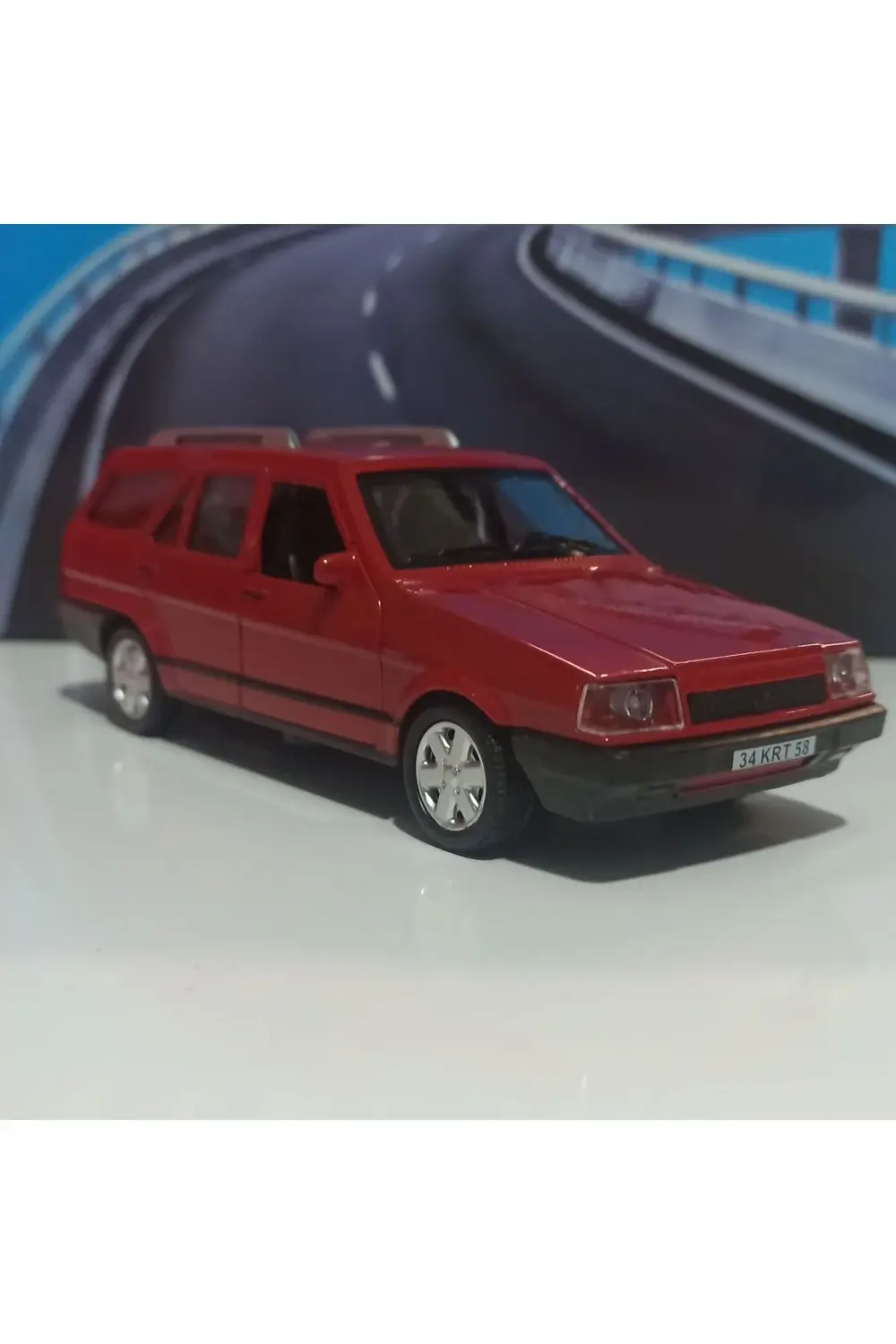 Kartal 1:36 kırmızı sesli ışıklı