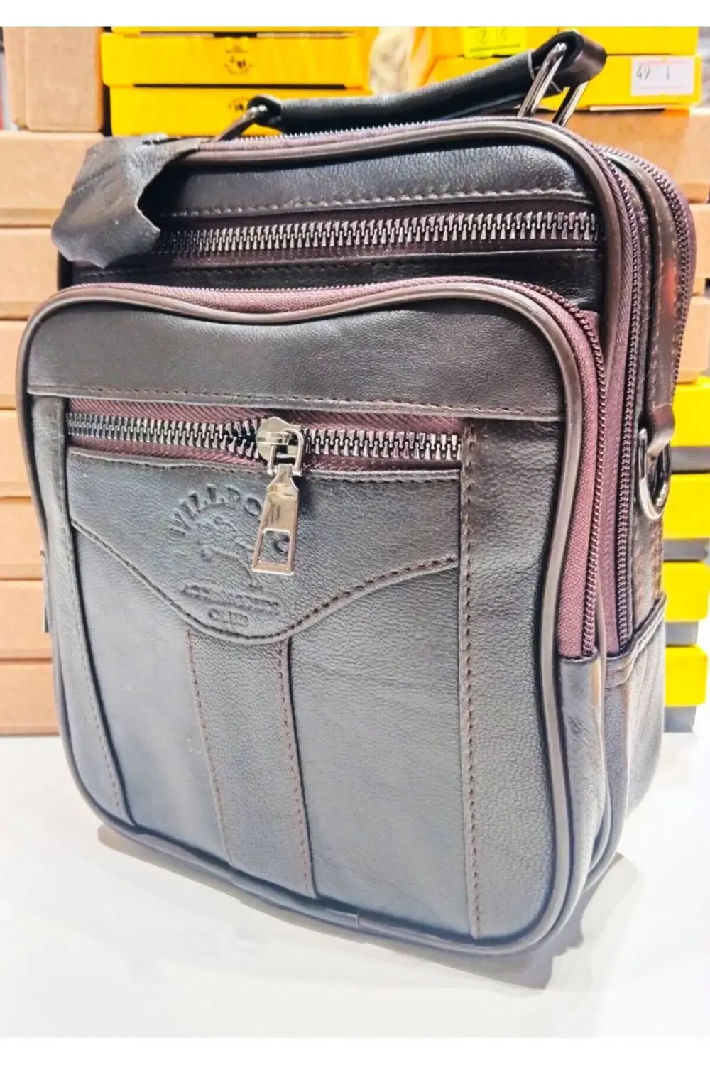 Kasalı Bölmeli Deri Erkek Çantası