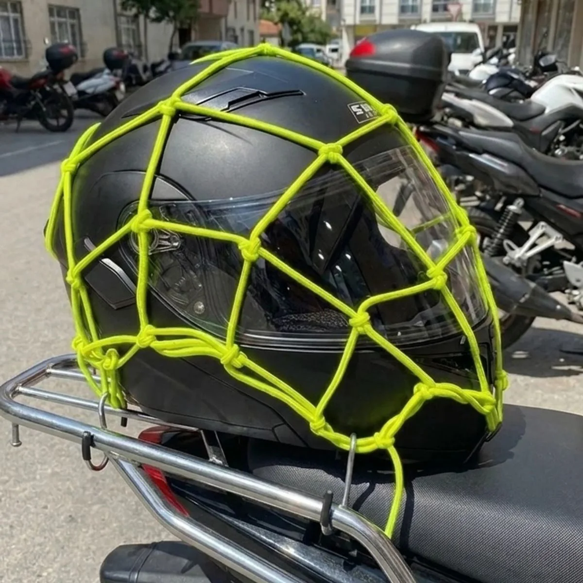 Kask Esnek Motosiklet Kask ve Bagaj Filesi – Kask Sabitleyici Plastik Kancalı Taşıma Ağı 35x35 cm Kask Esnek Motosiklet Kask ve Bagaj Filesi – Kask Sabitleyici Plastik Kancalı Taşıma Ağı 35x35 cm Fiyatı, Yorumları ve Özellikleri