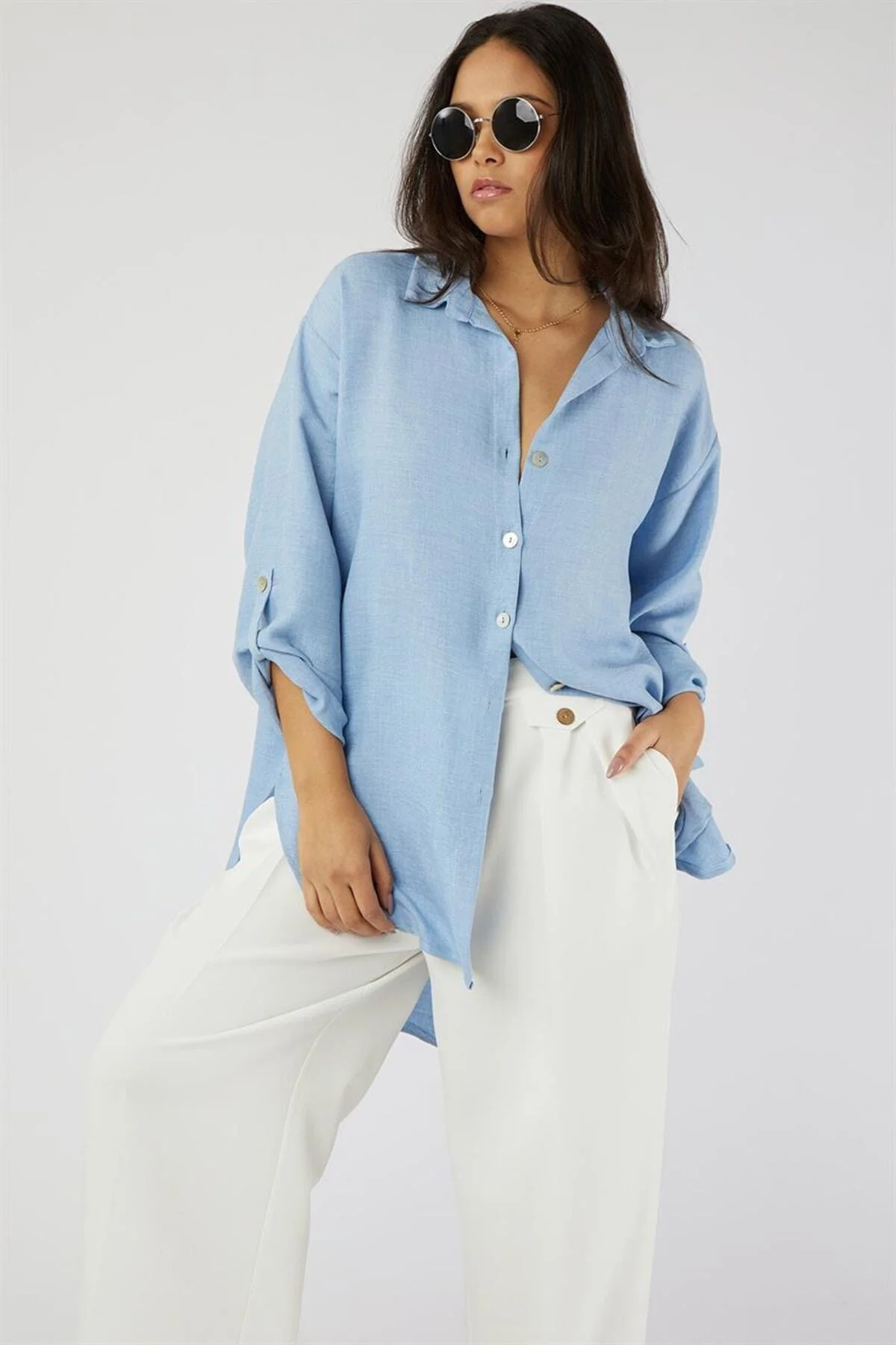 Katlamalı Uzun Kol Sedef Düğmeli Arkası Uzun Rahat Ve Bol Kalıp Ş