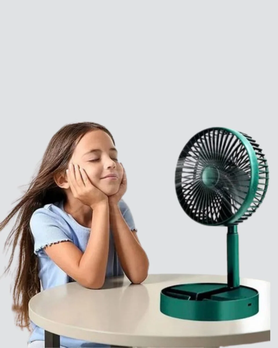 Katlanabilir Mini Fan – 3 Kademeli Soğutma ve Şarjlı Tasarım