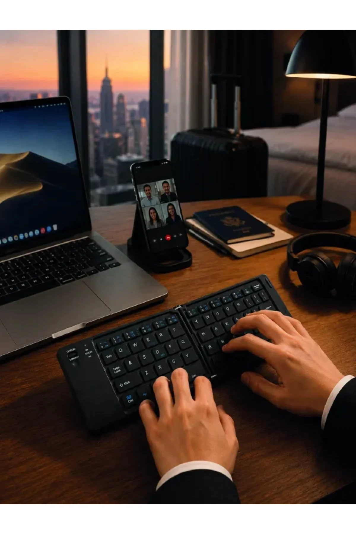 Katlanır Bluetooth Klavye Telefon Tablet Laptop Uyumlu Kablosuz Klavye Katlanır Bluetooth Klavye Telefon Tablet Laptop Uyumlu Kablosuz Klavye