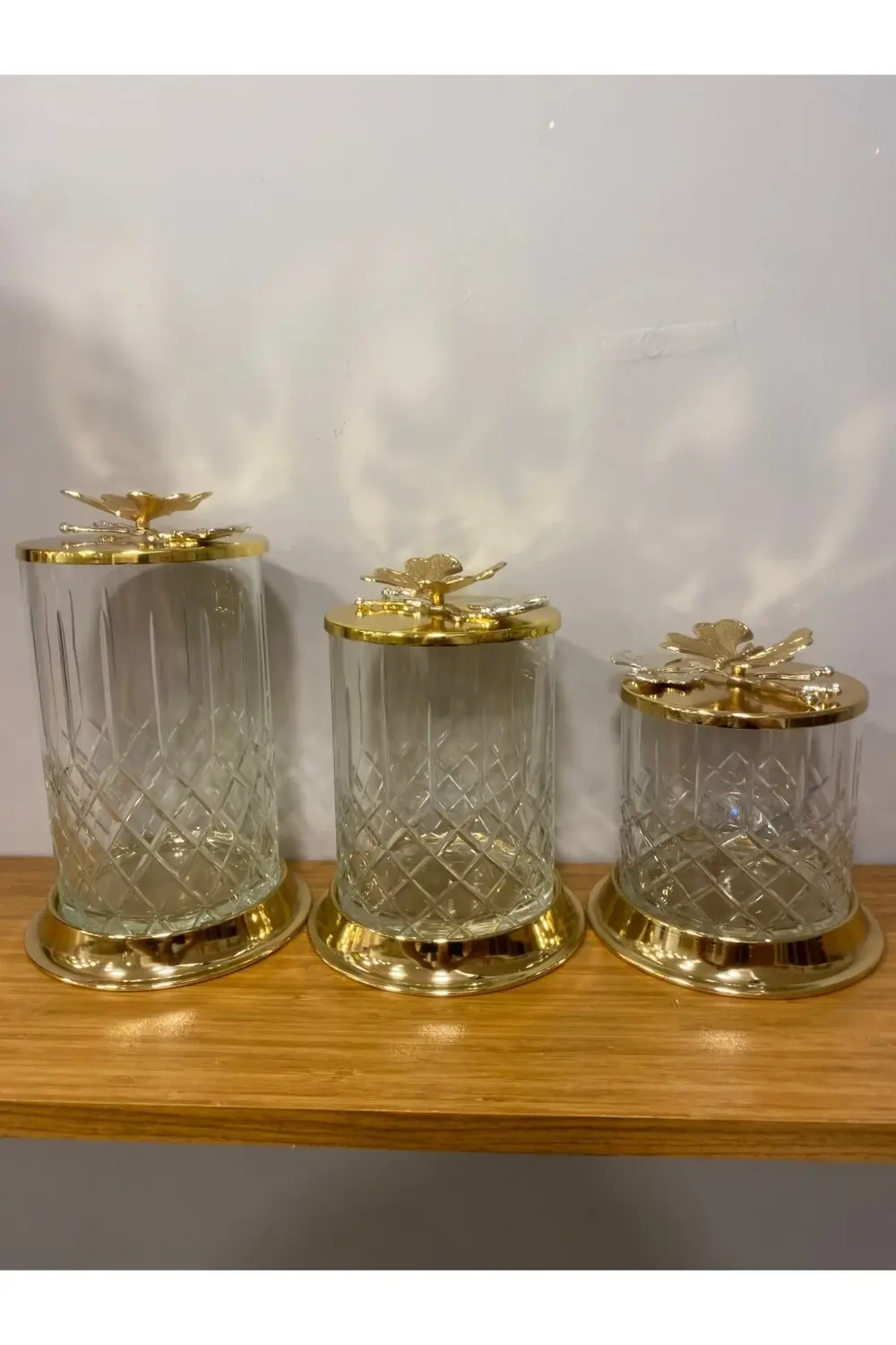 Kavanoz Seti 3'lü Kesme Cam Pirinç Kelebek Model Şeffaf Altın