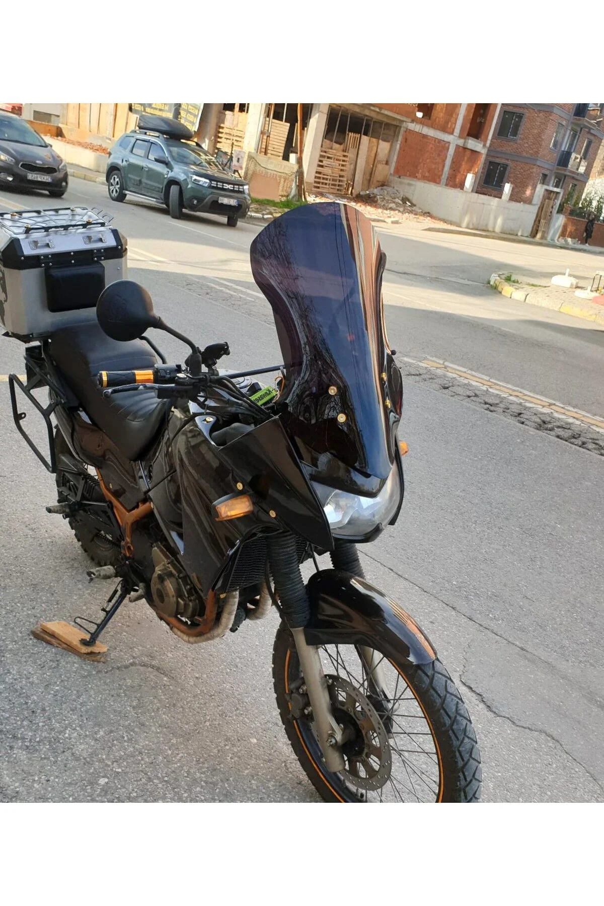 Kawasaki KLE 500 Ön Cam 2005-2008 Model 58cm Siyah Renkli 4mm UZU