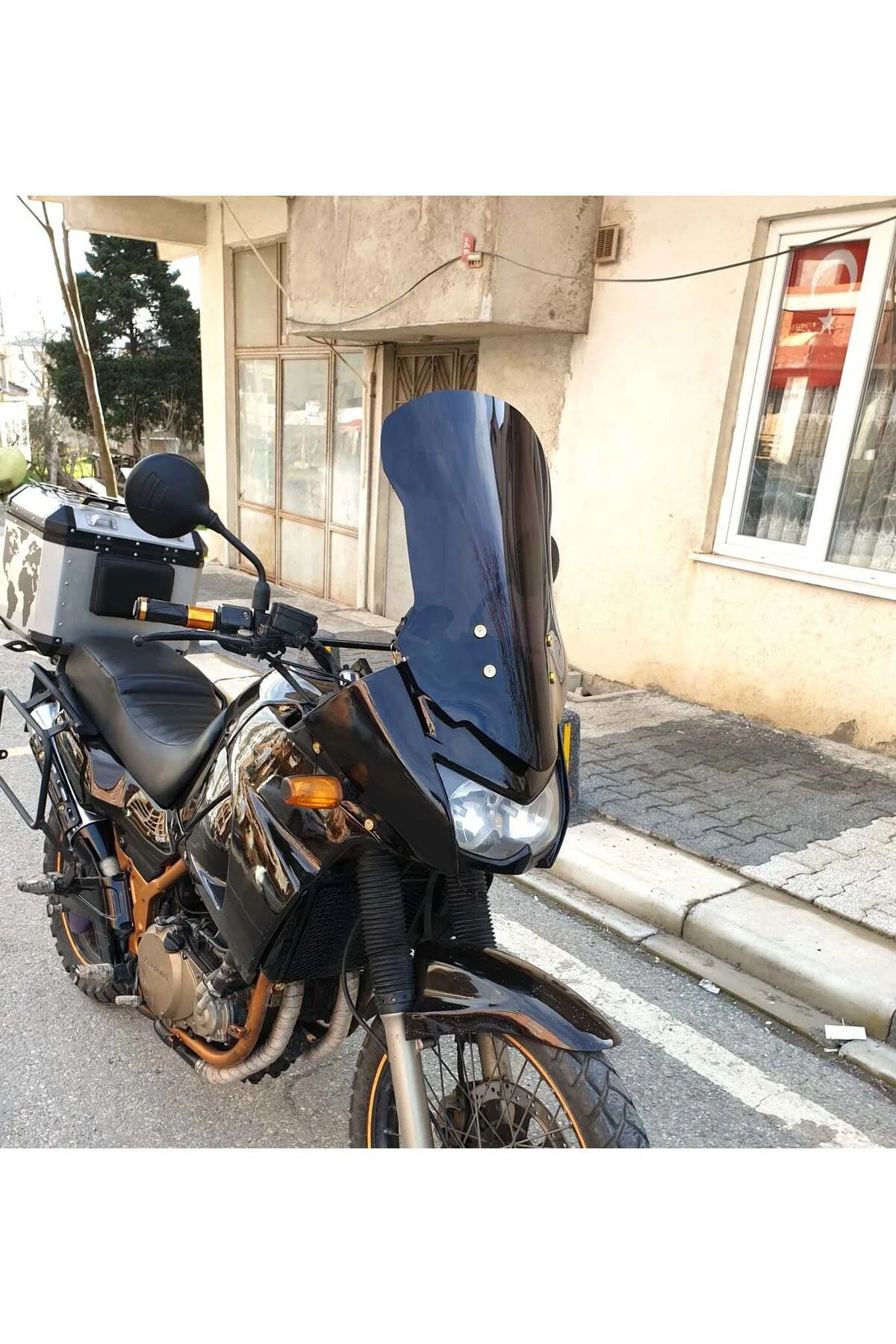 Kawasaki KLE 500 Ön Cam 2005-2008 Model 58cm Siyah Renkli 4mm UZU