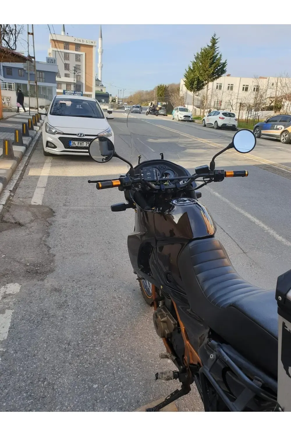 Kawasaki KLE 500 Ön Cam 2005-2008 Model 58cm Şeffaf Renkli 4mm UZ