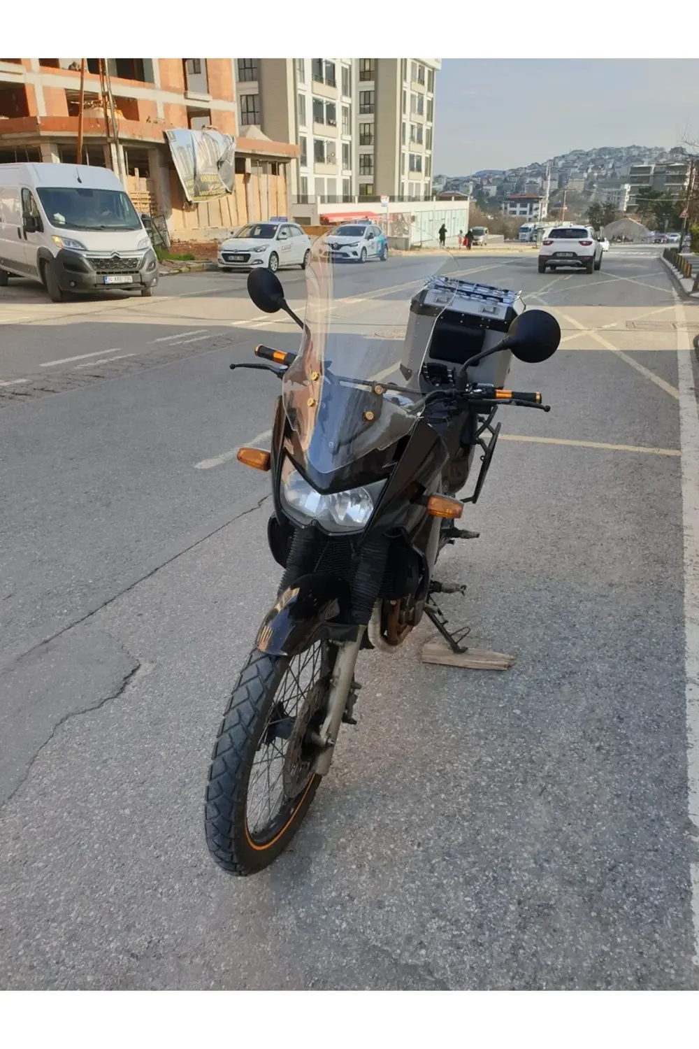 Kawasaki KLE 500 Ön Cam 2005-2008 Model 58cm Şeffaf Renkli 4mm UZ