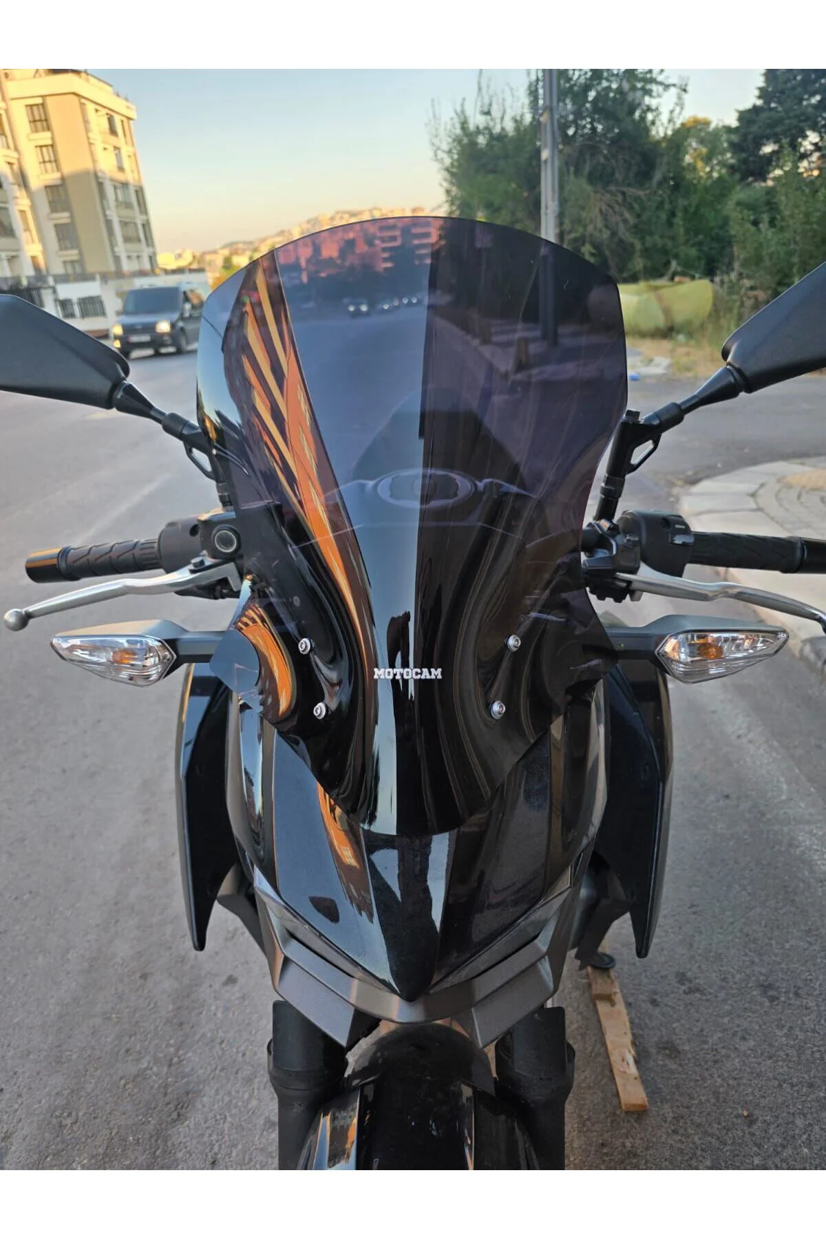 Kawasaki Z 500 Ön Cam 2023-2026 Model 41cm Siyah Renkli 4mm