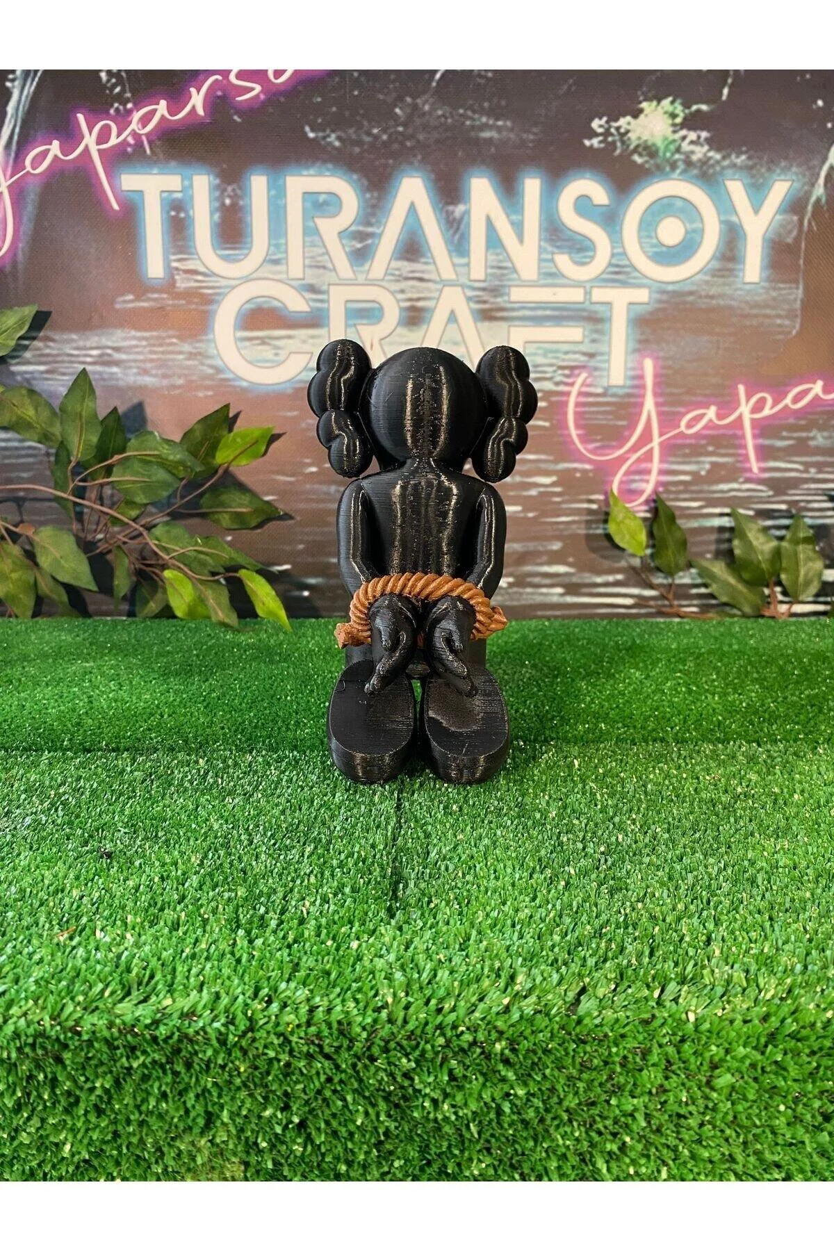 Kaws Hostages Boyalı Figür 20 CM BOY