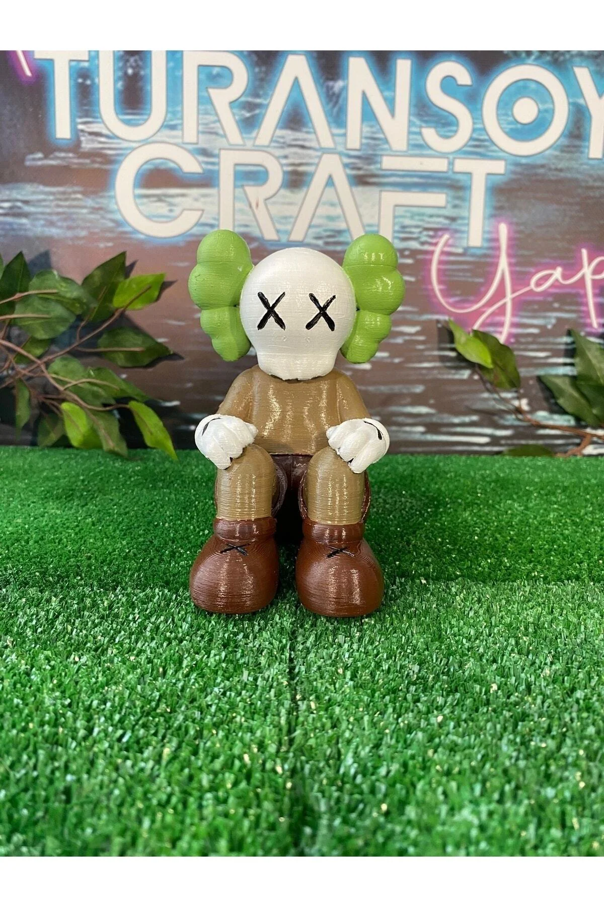 Kaws Shocked Boyalı Figür 20 CM BOY