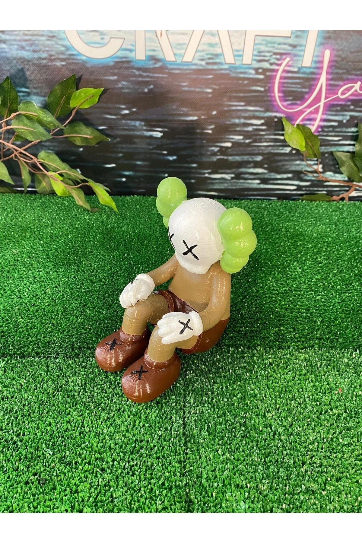Kaws Shocked Boyalı Figür 20 CM BOY