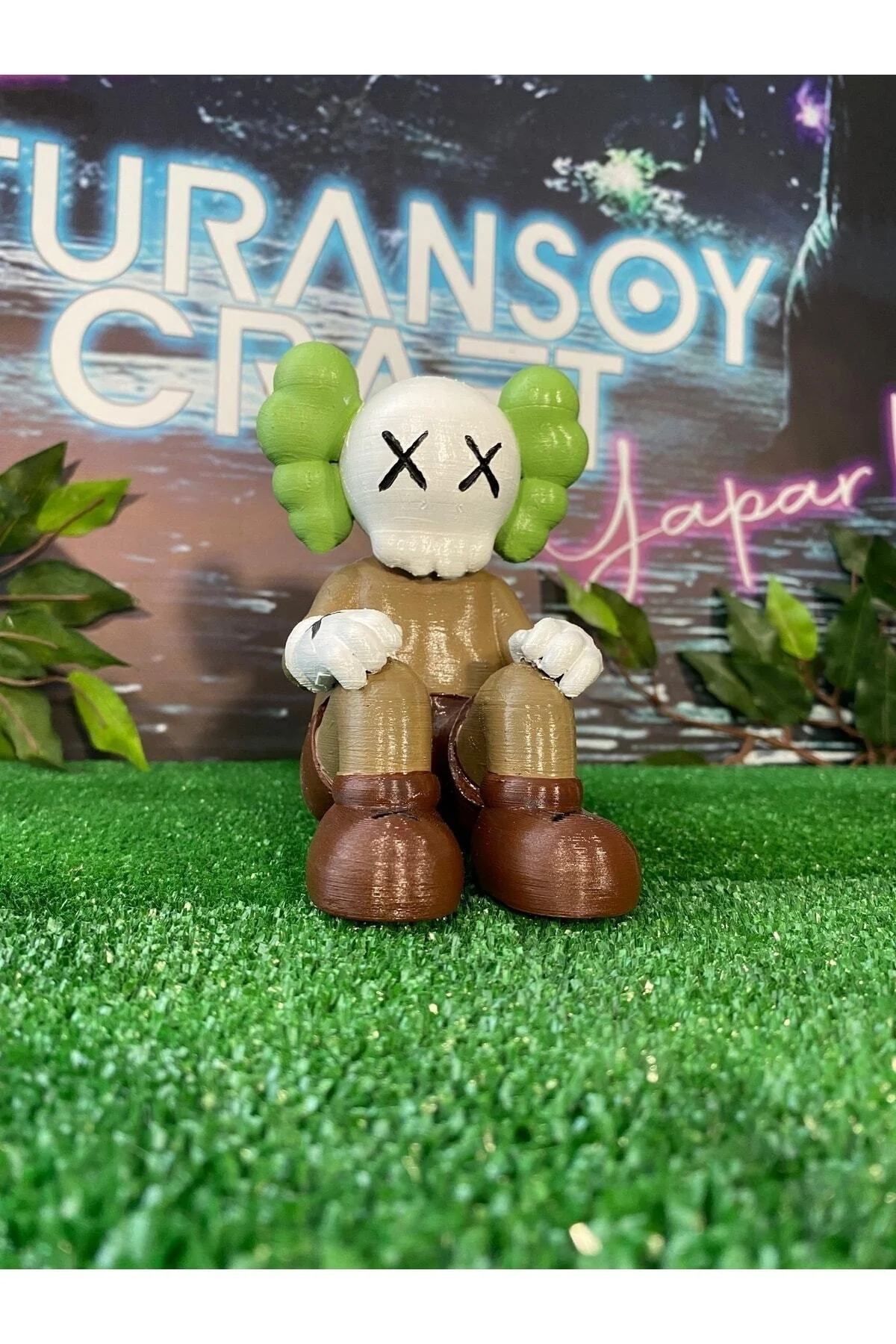 Kaws Shocked Boyalı Figür 20 CM BOY